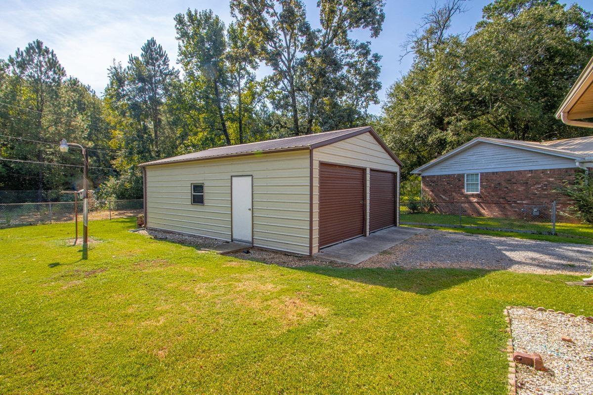 1313 Bayer Street Property Photo 12