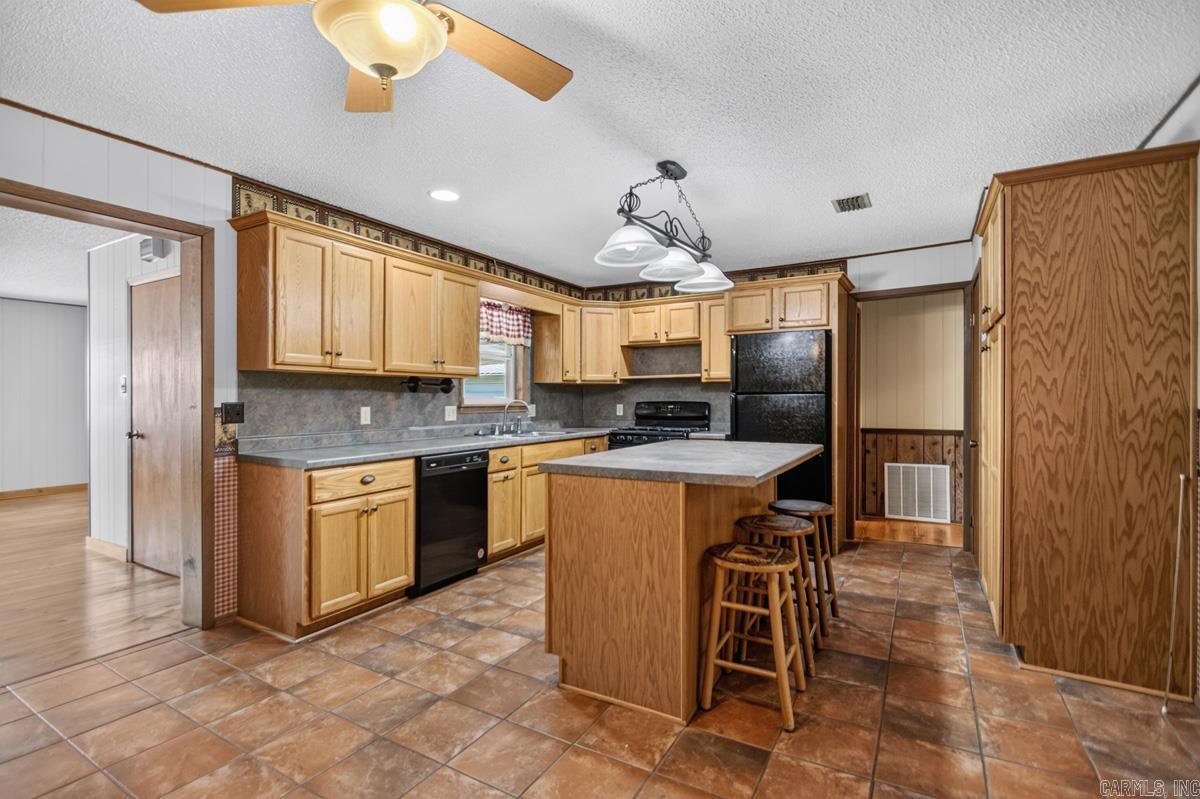 1313 Bayer Street Property Photo 16