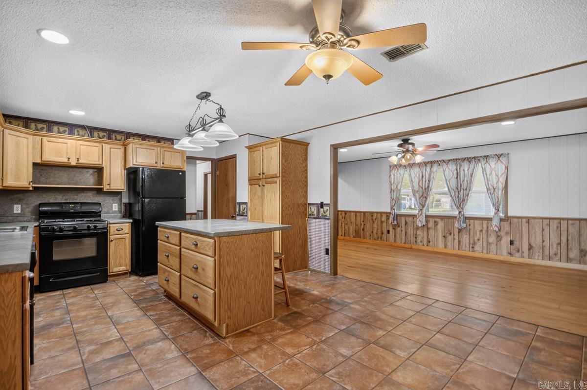 1313 Bayer Street Property Photo 18