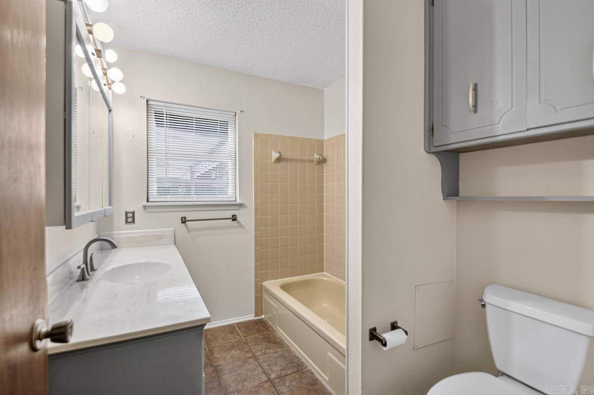 1313 Bayer Street Property Photo 21