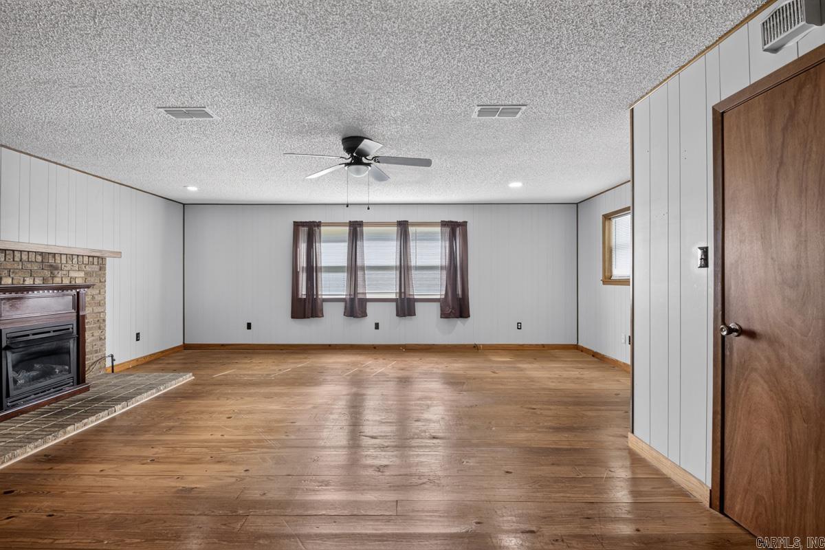 1313 Bayer Street Property Photo 23