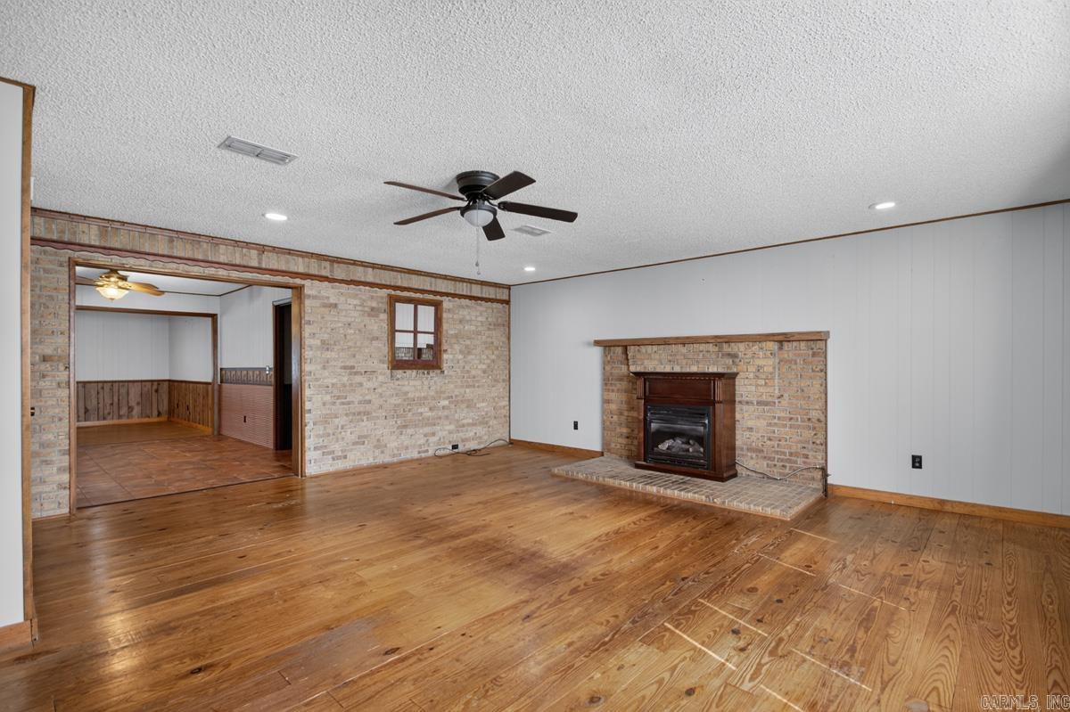 1313 Bayer Street Property Photo 25