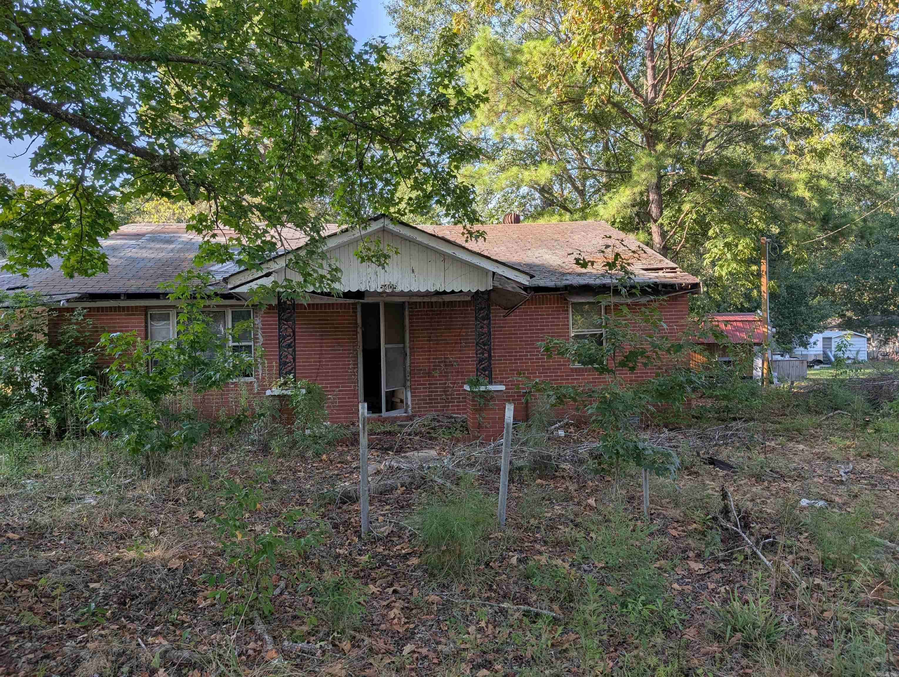 5405 W Jones Street Property Photo 2