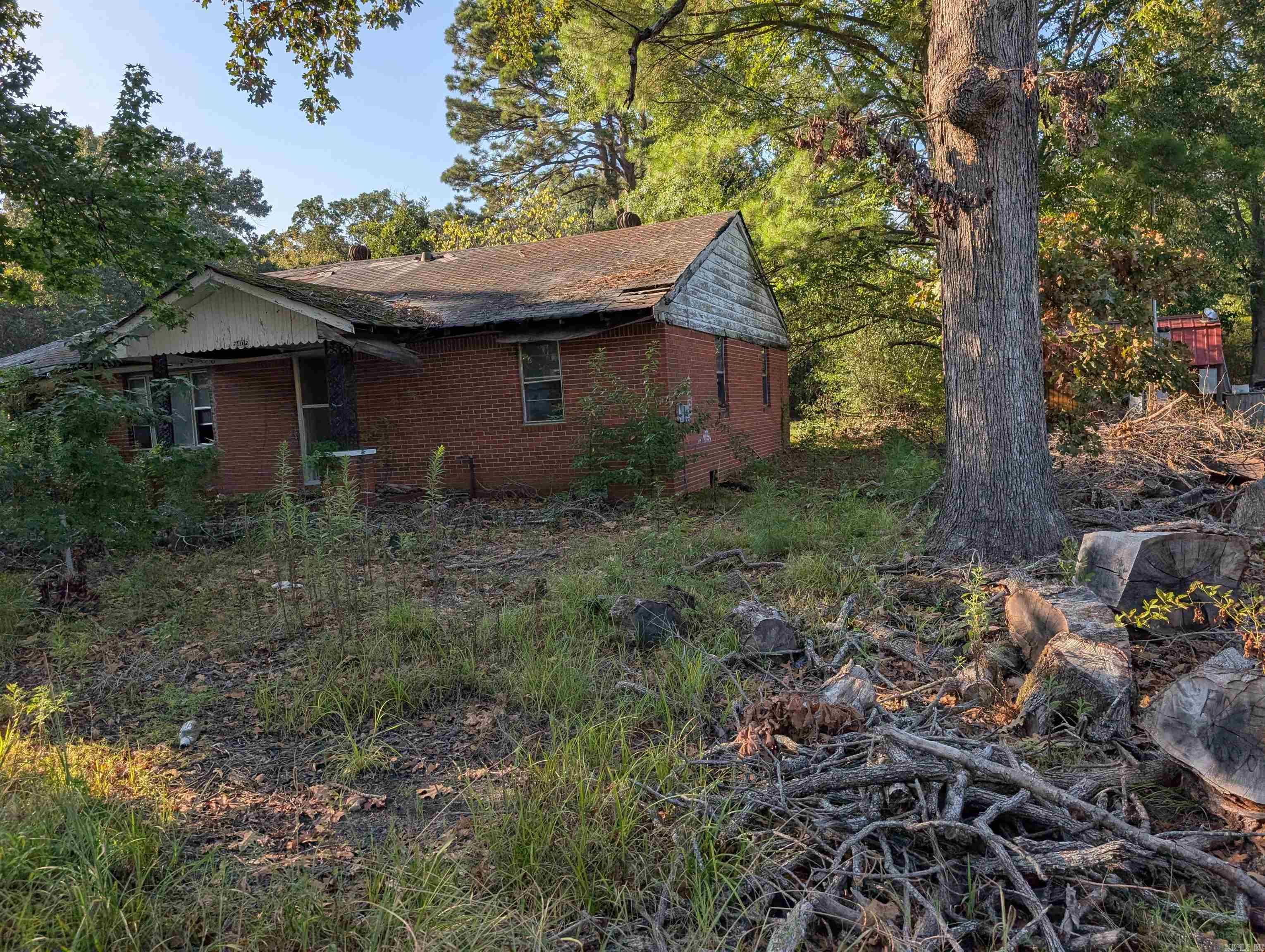5405 W Jones Street Property Photo 3