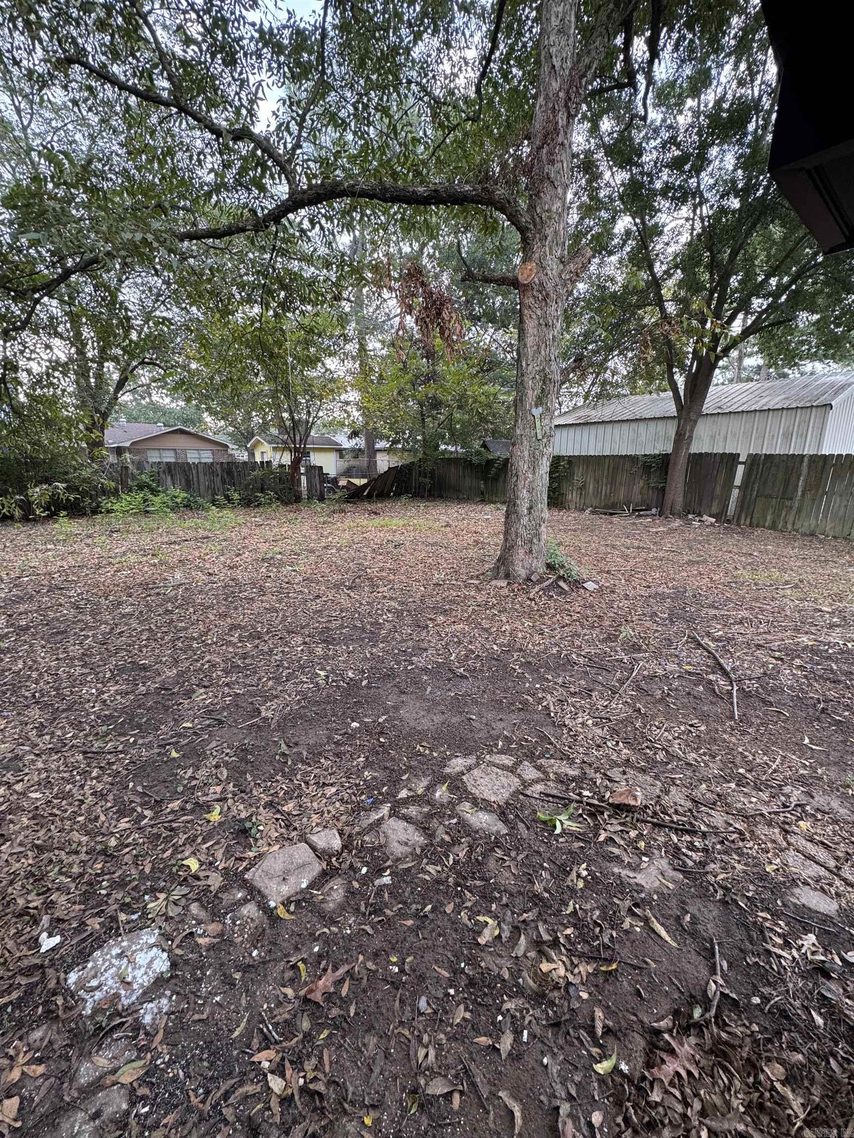 611 Fletcher Property Photo 8