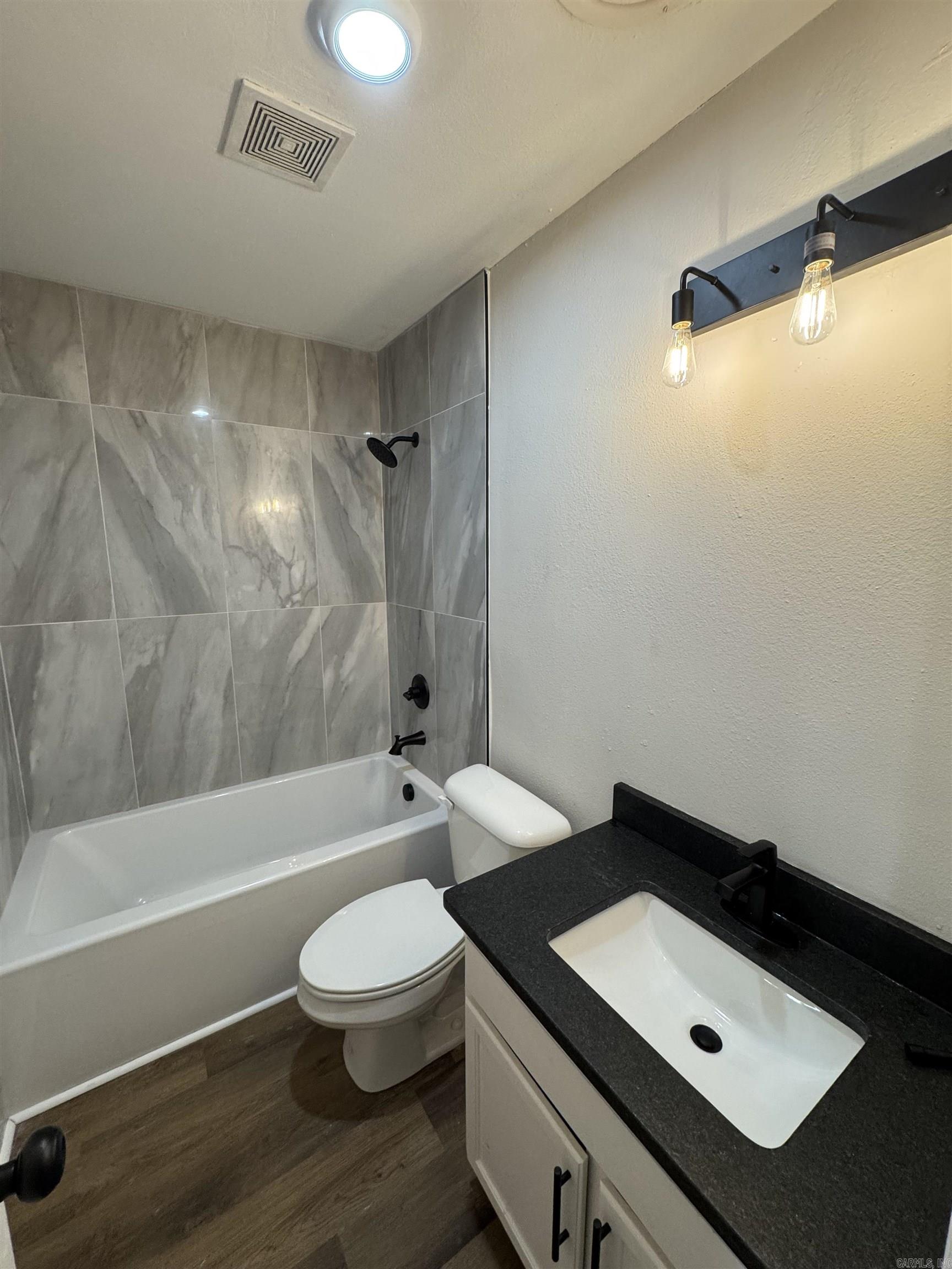 611 Fletcher Property Photo 33