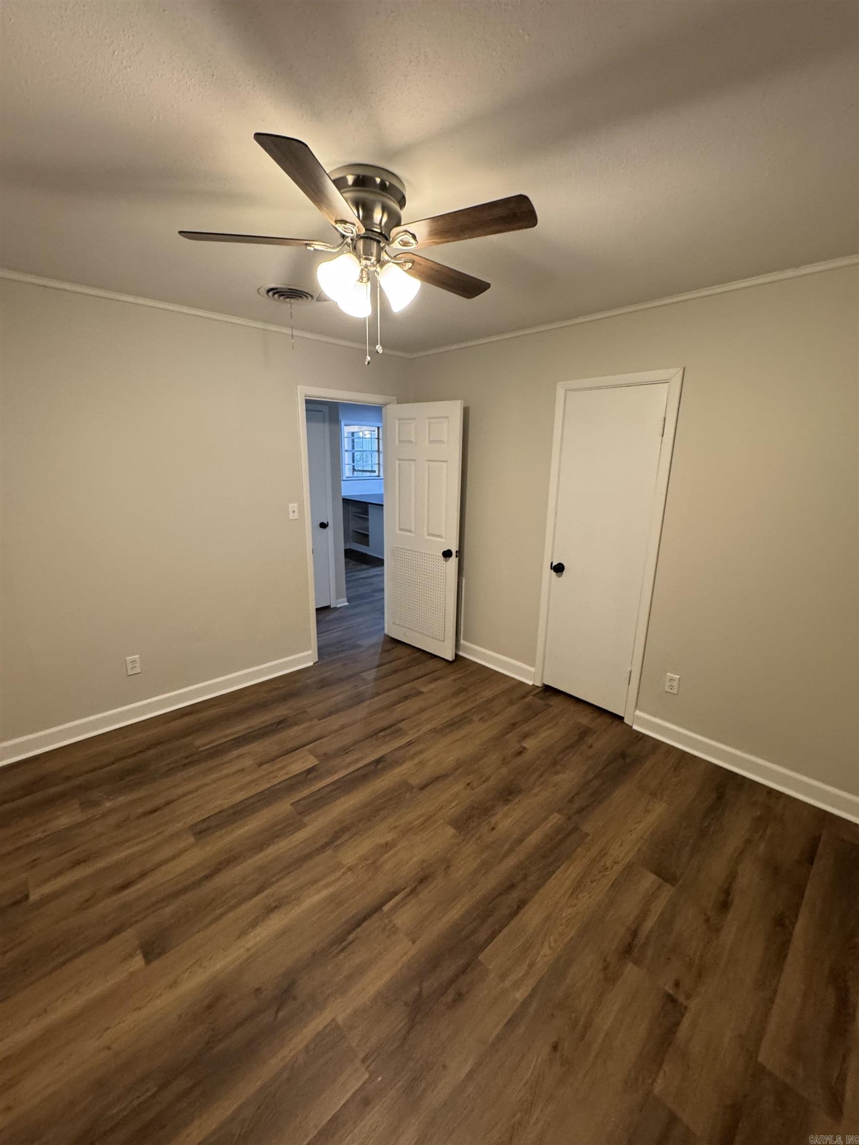 611 Fletcher Property Photo 34