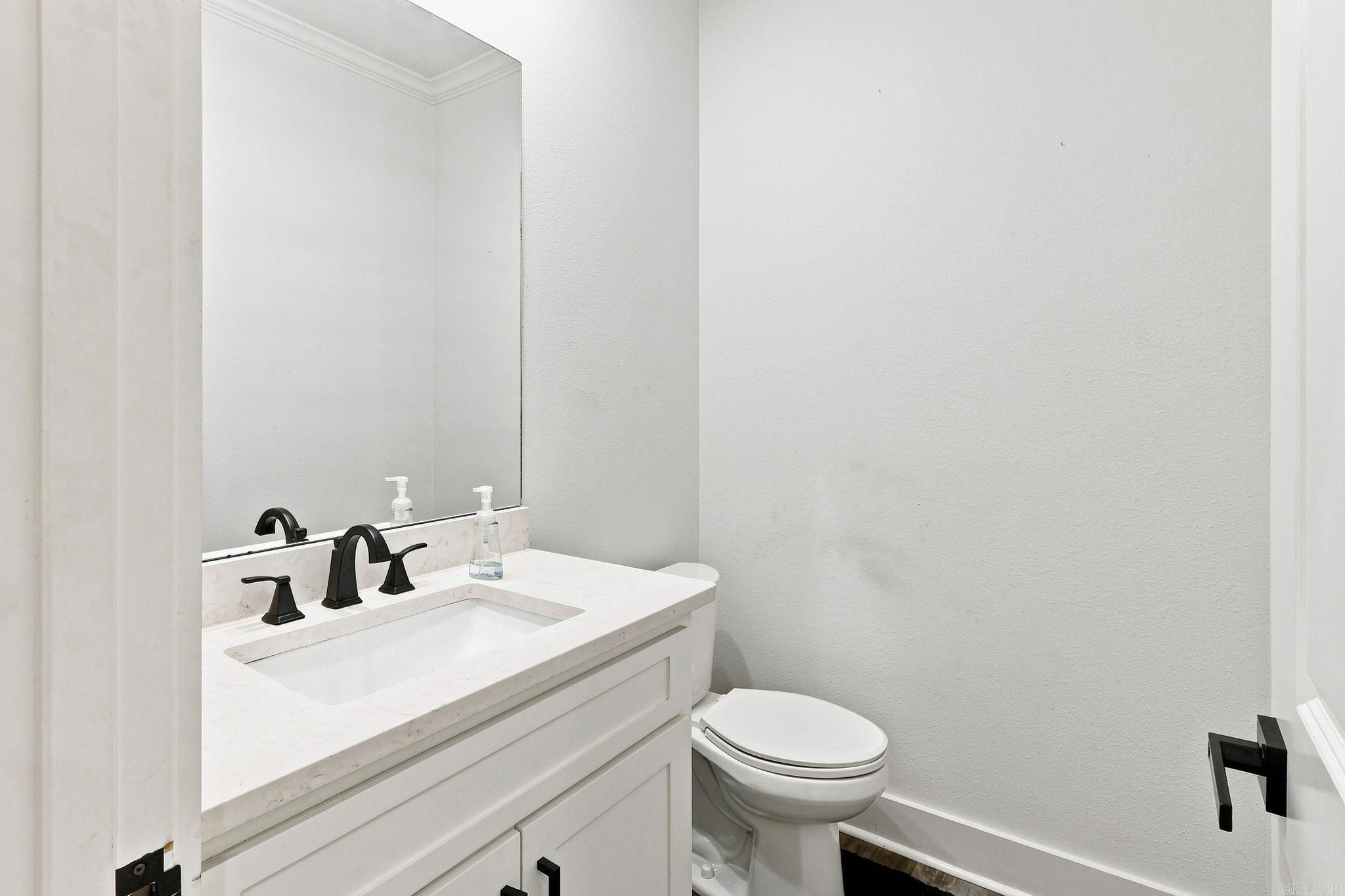 15612 Don Parker Drive Property Photo 18