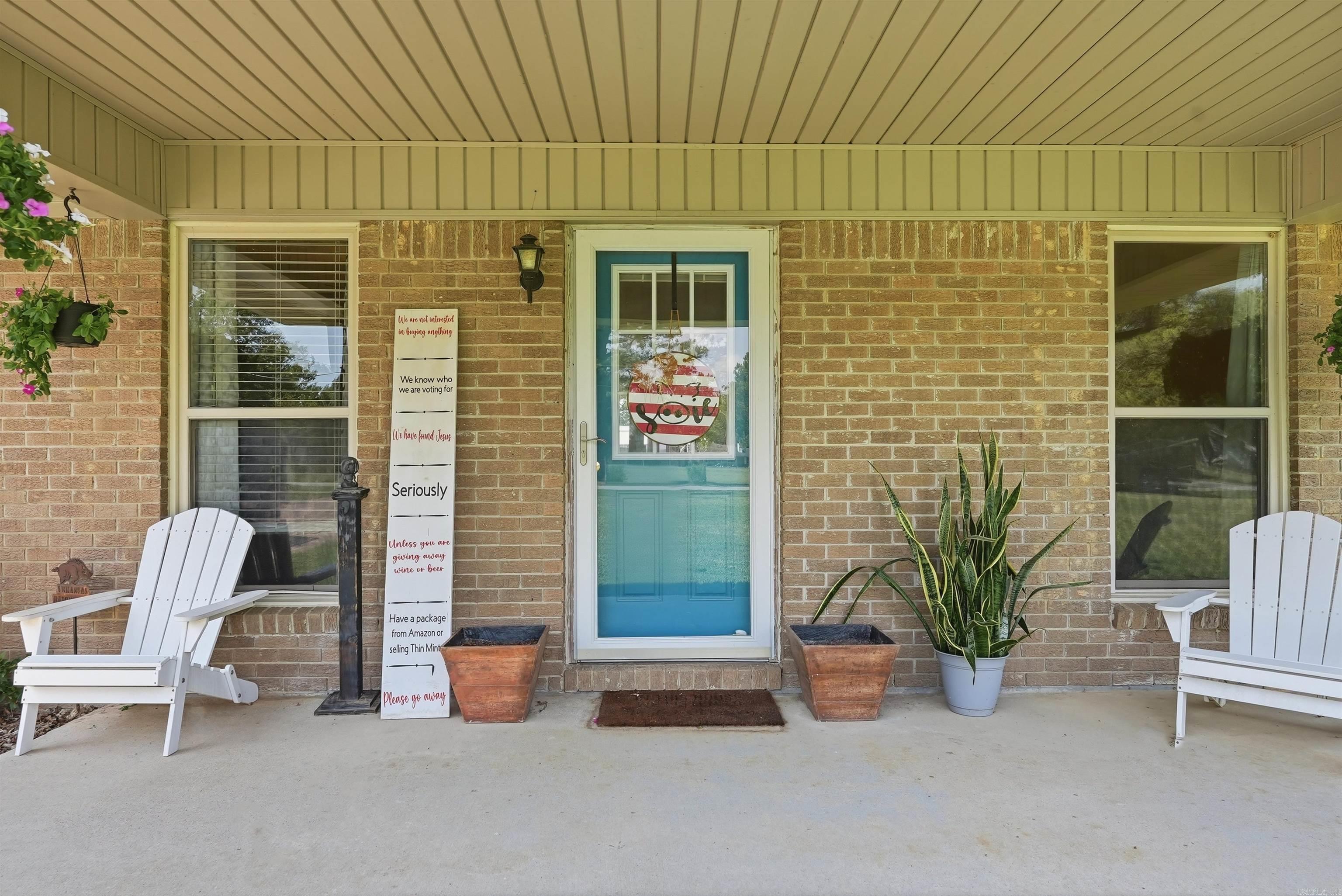 34 Janski Ln Property Photo 4