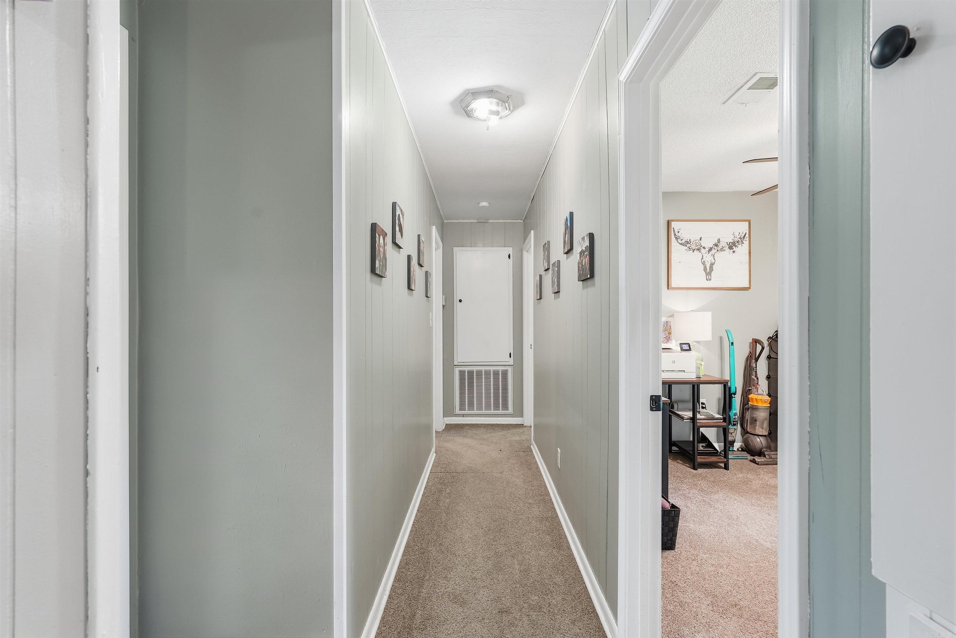 34 Janski Ln Property Photo 17