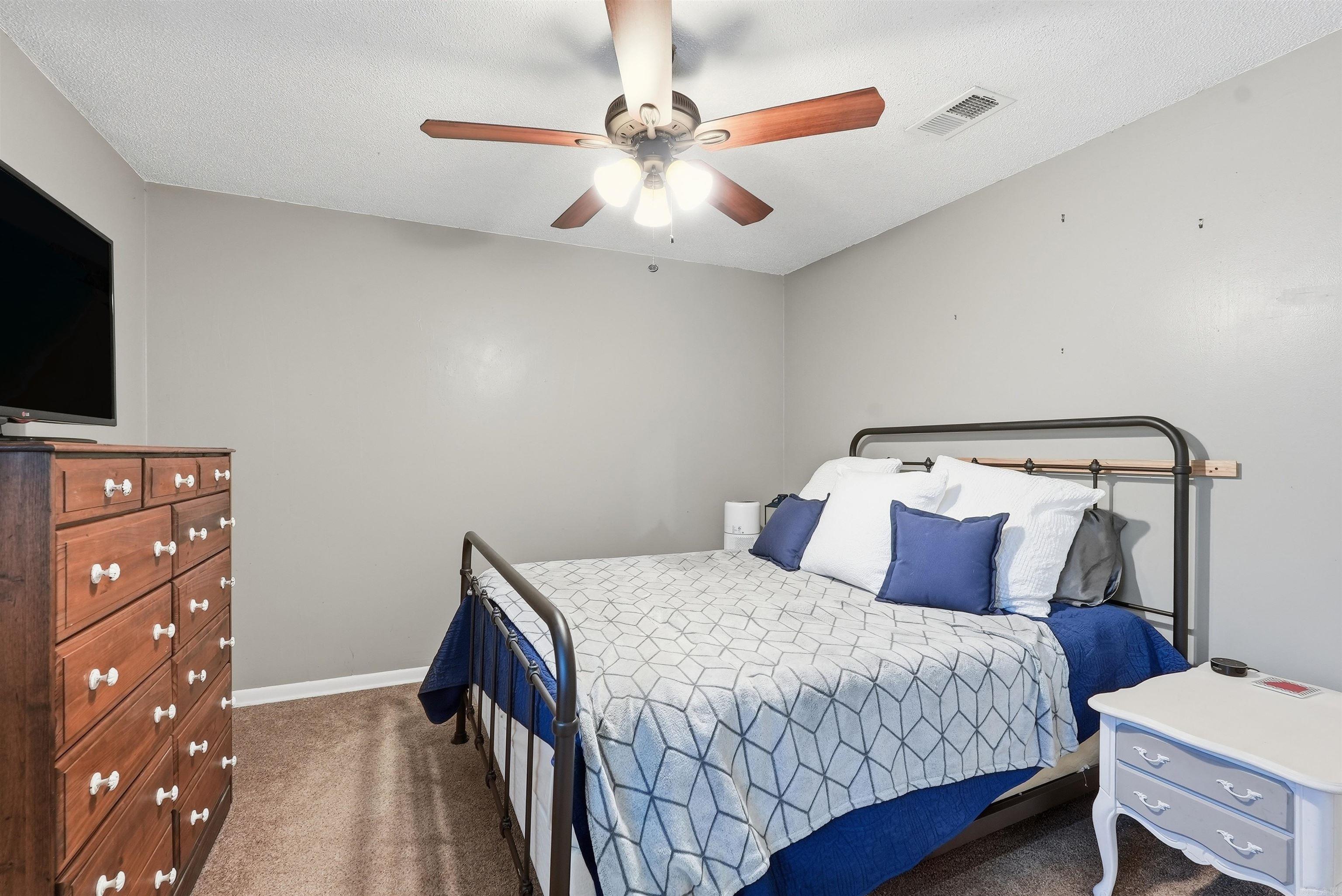 34 Janski Ln Property Photo 18