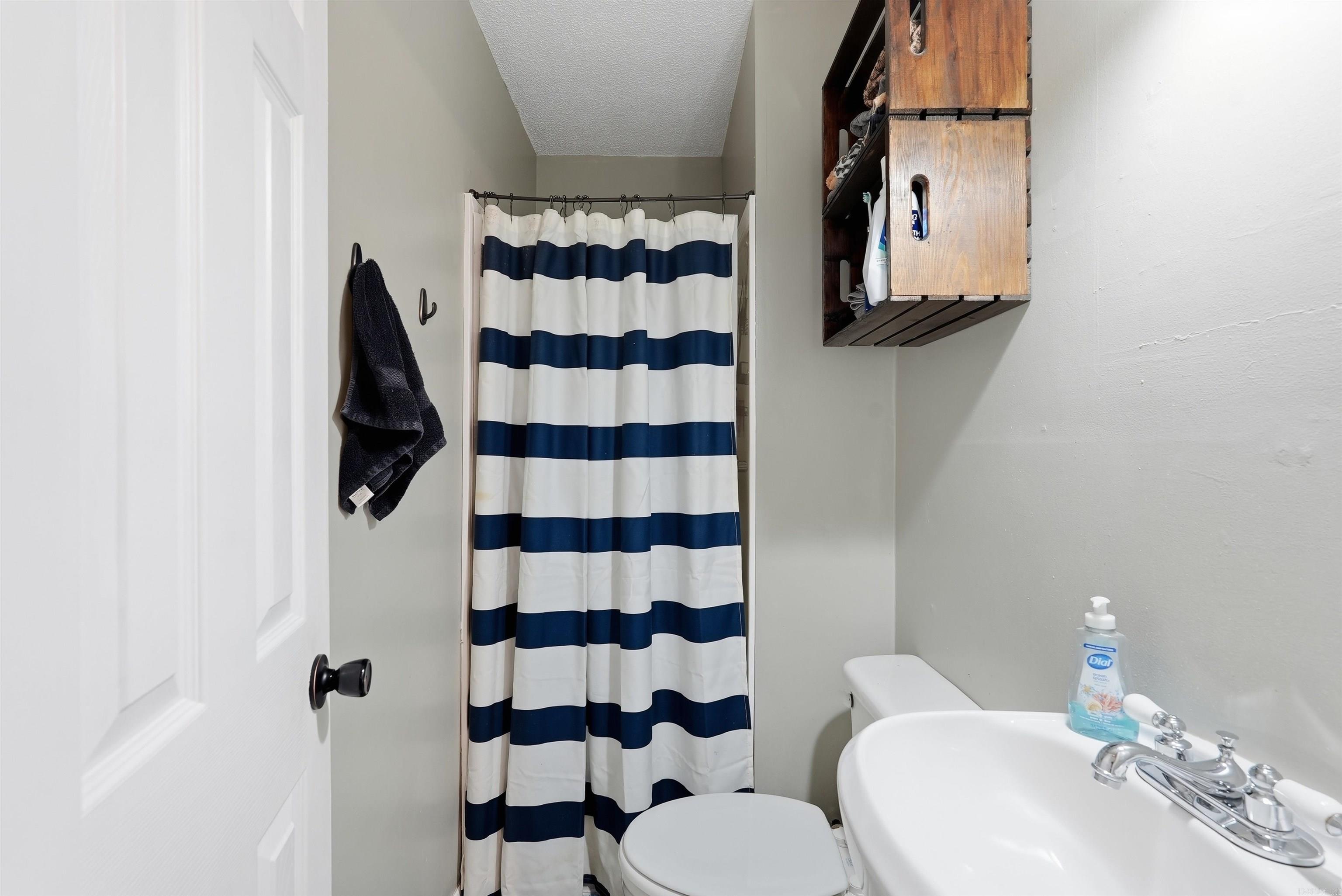34 Janski Ln Property Photo 20