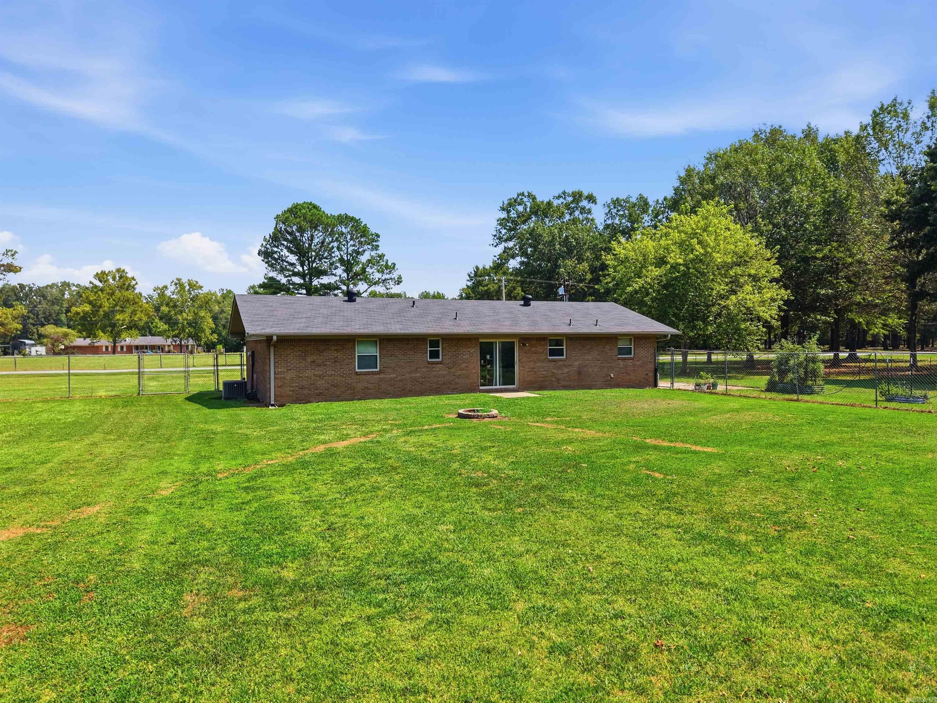 34 Janski Ln Property Photo 26