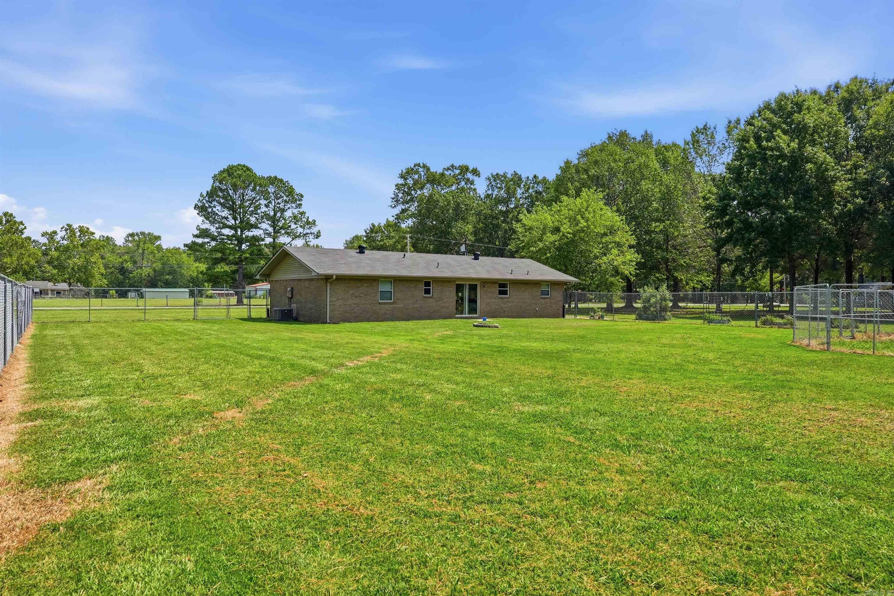 34 Janski Ln Property Photo 27