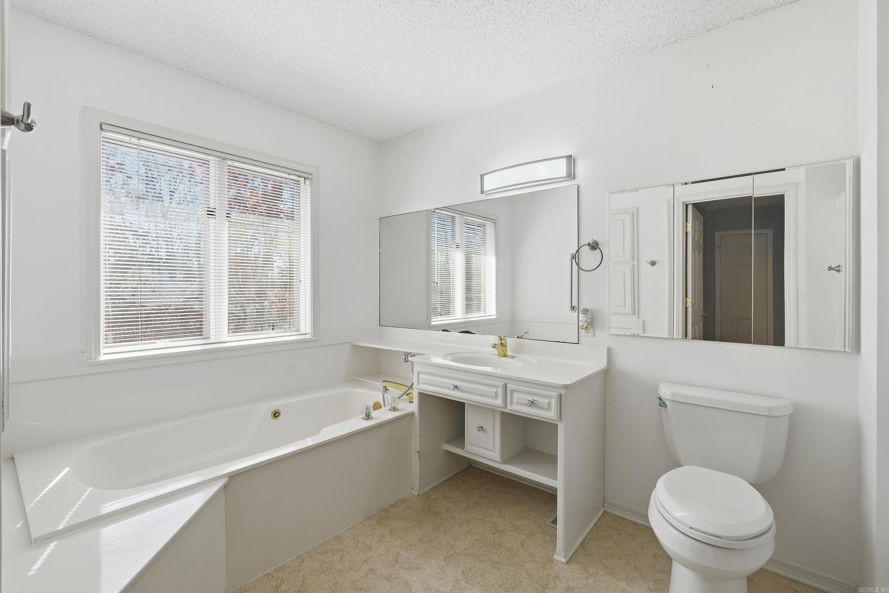3 Encantado Way Property Photo 18