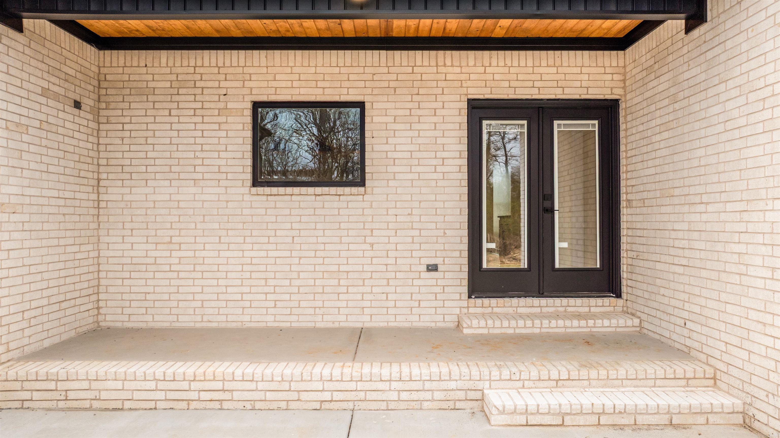 16 Avondale Road Property Photo 35