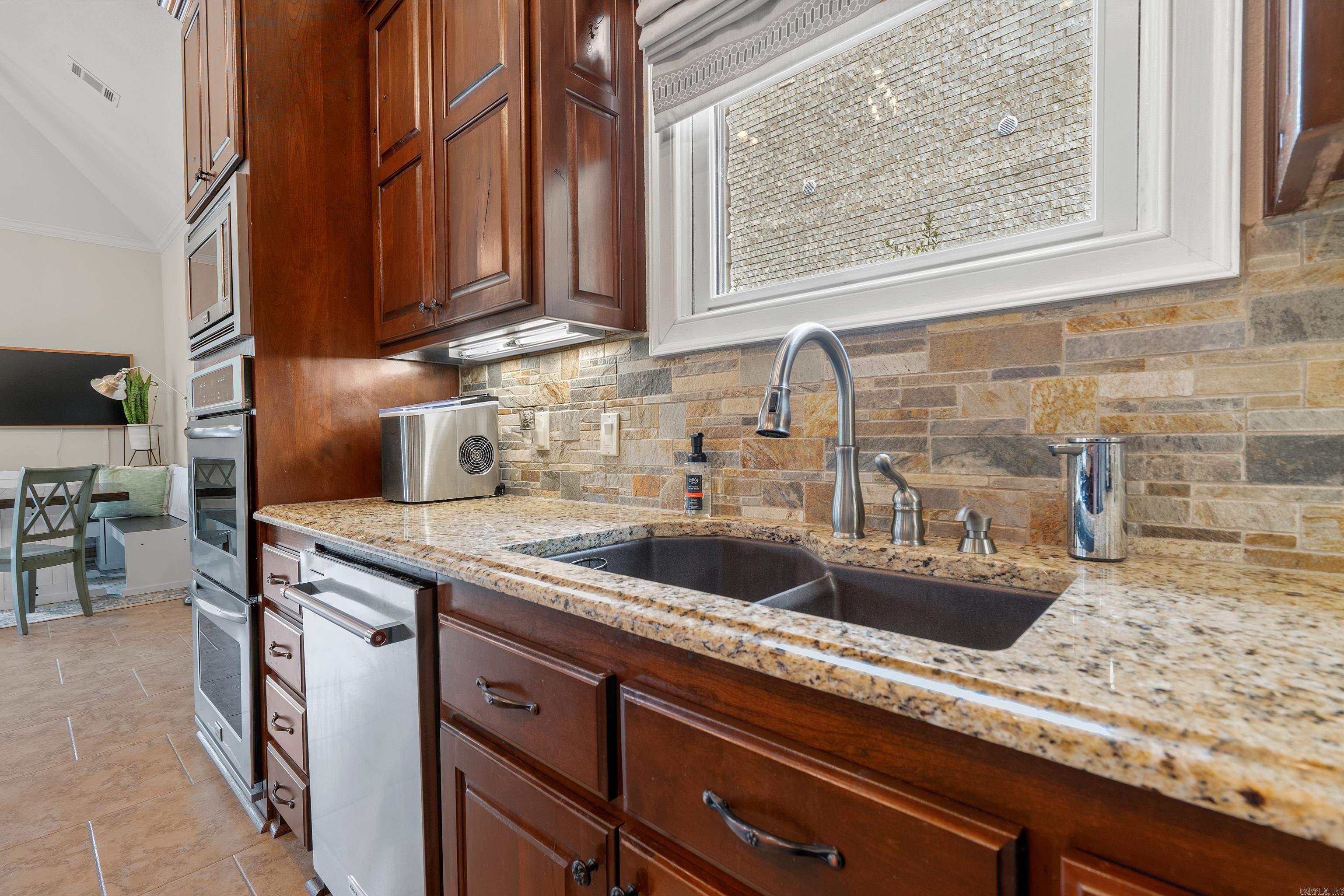 118 Arlington Park Terrace Property Photo 13