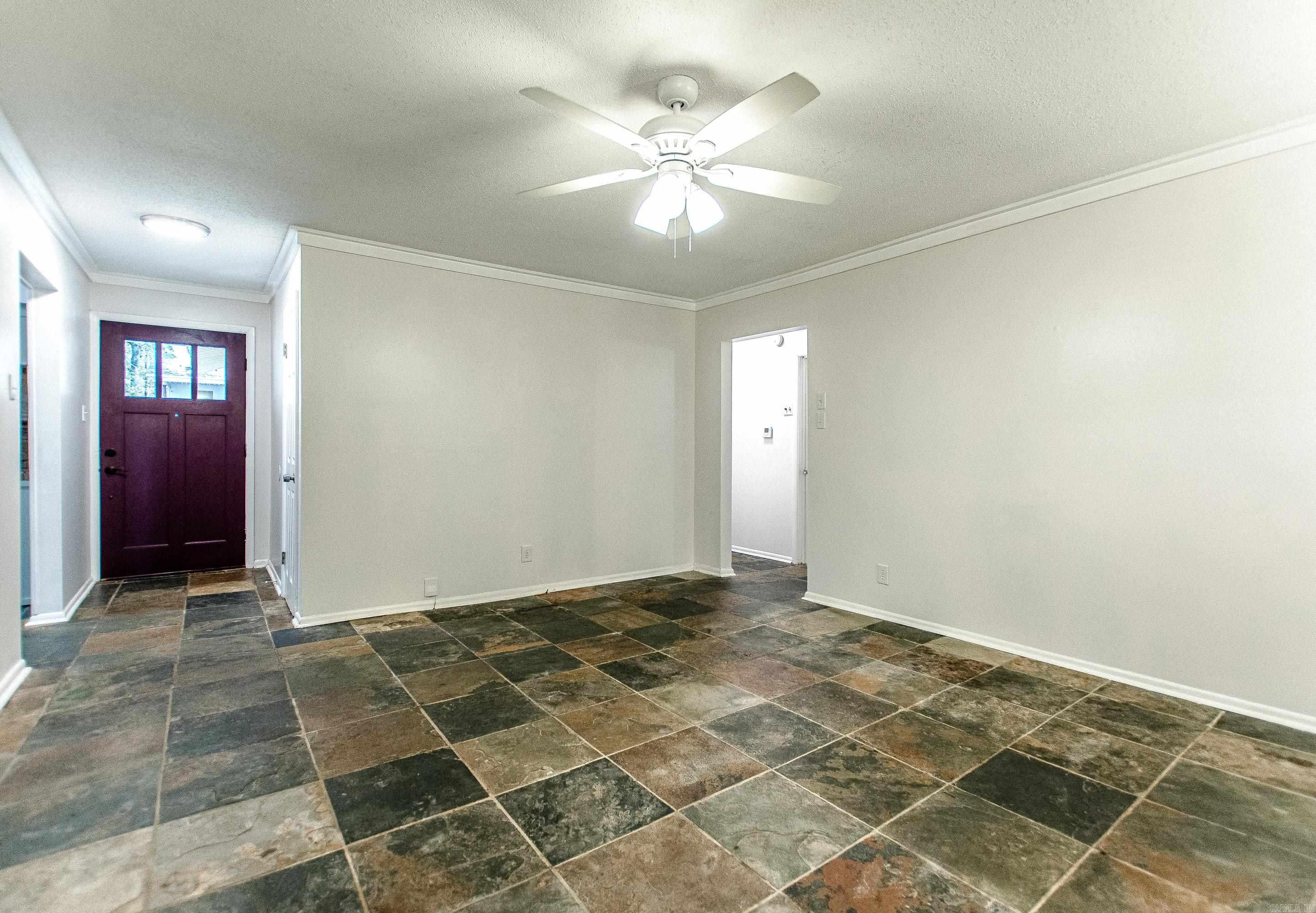 5601 Division Street Property Photo 8
