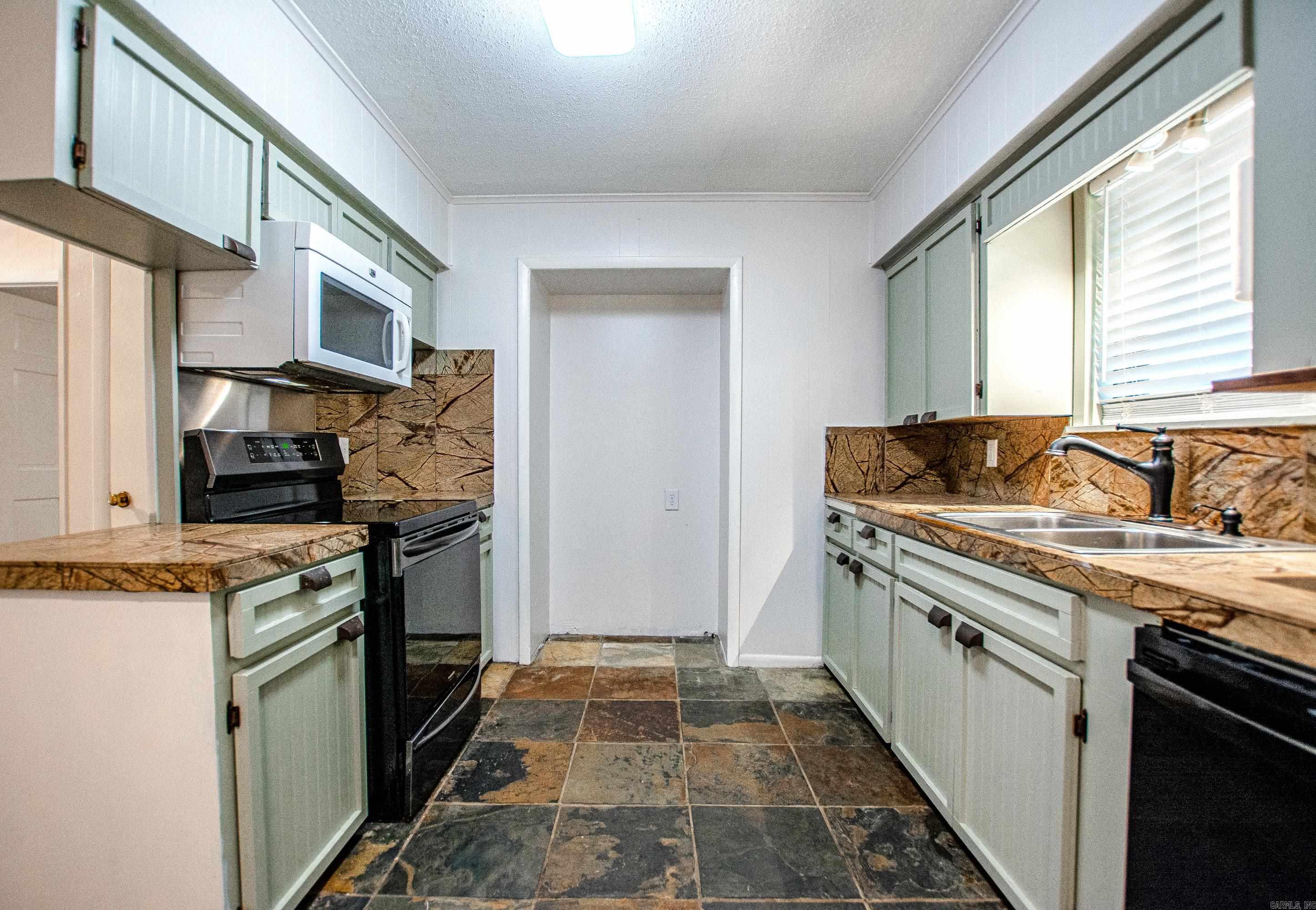 5601 Division Street Property Photo 19