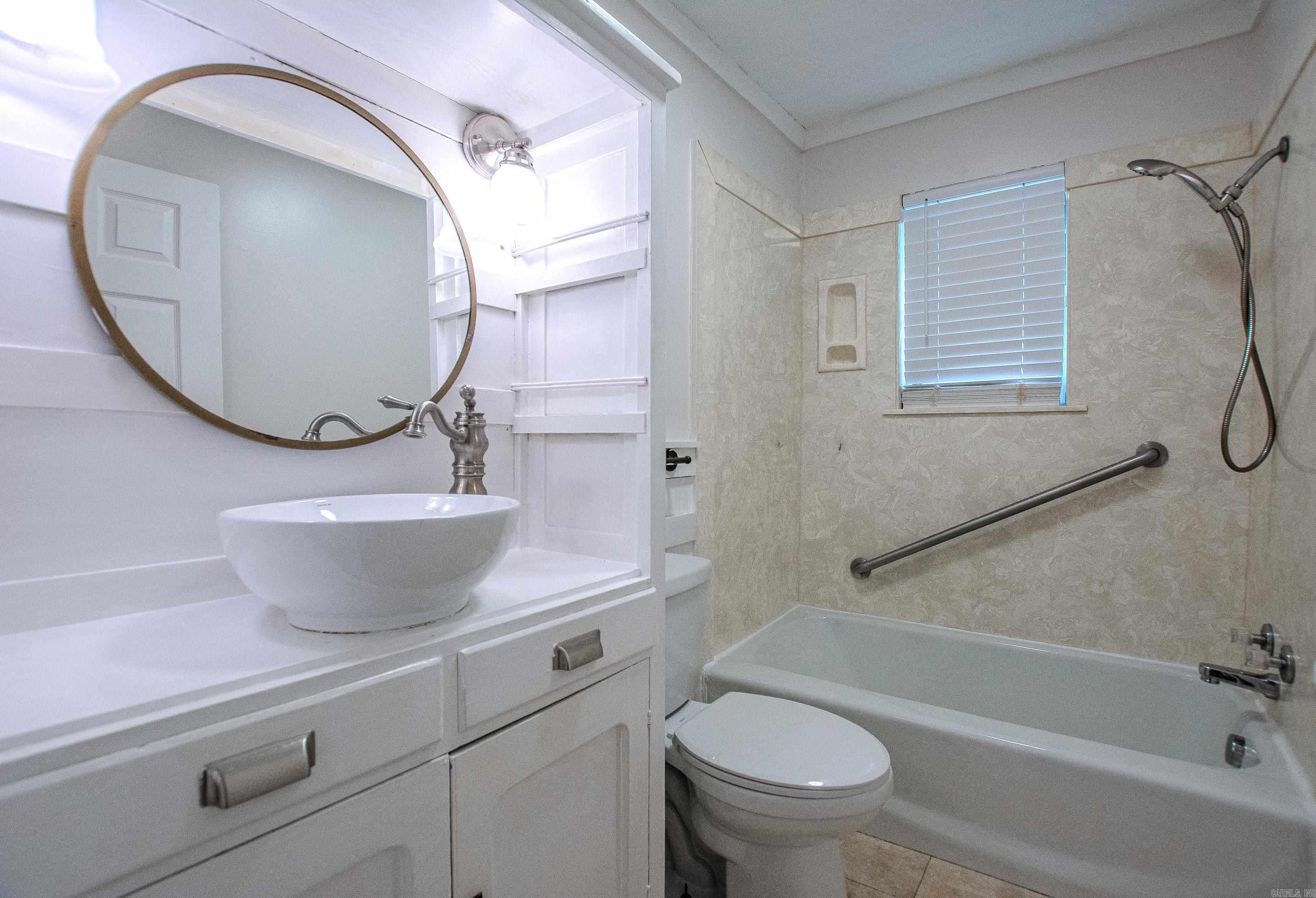 5601 Division Street Property Photo 31