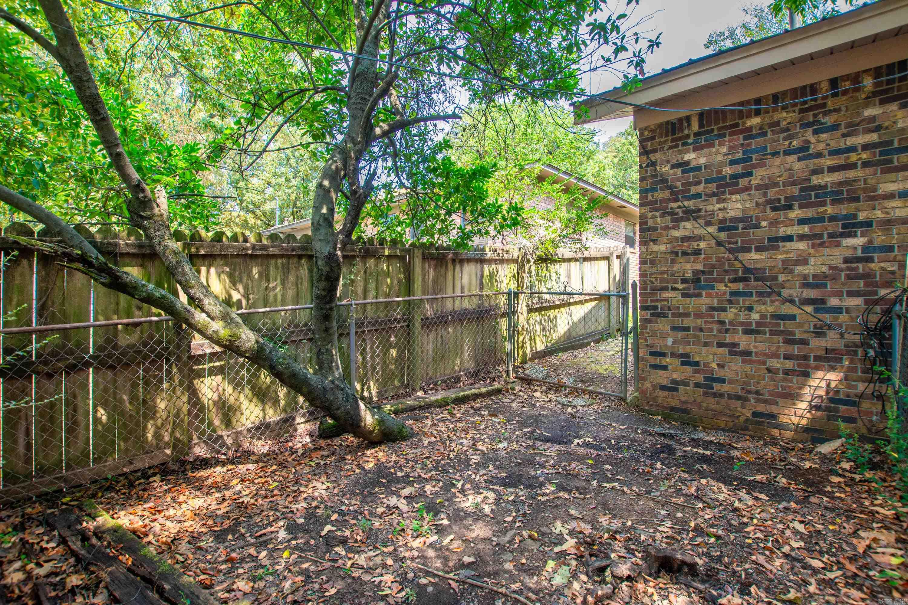 5601 Division Street Property Photo 40