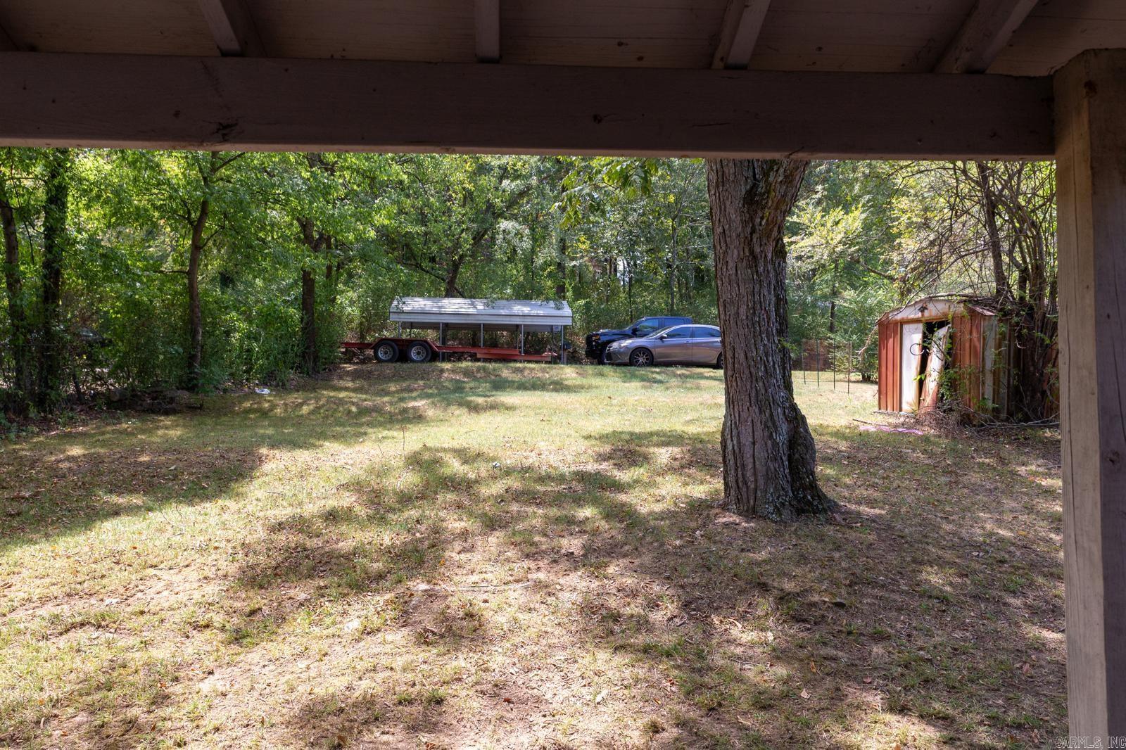 704 W 33rd Street Property Photo 18