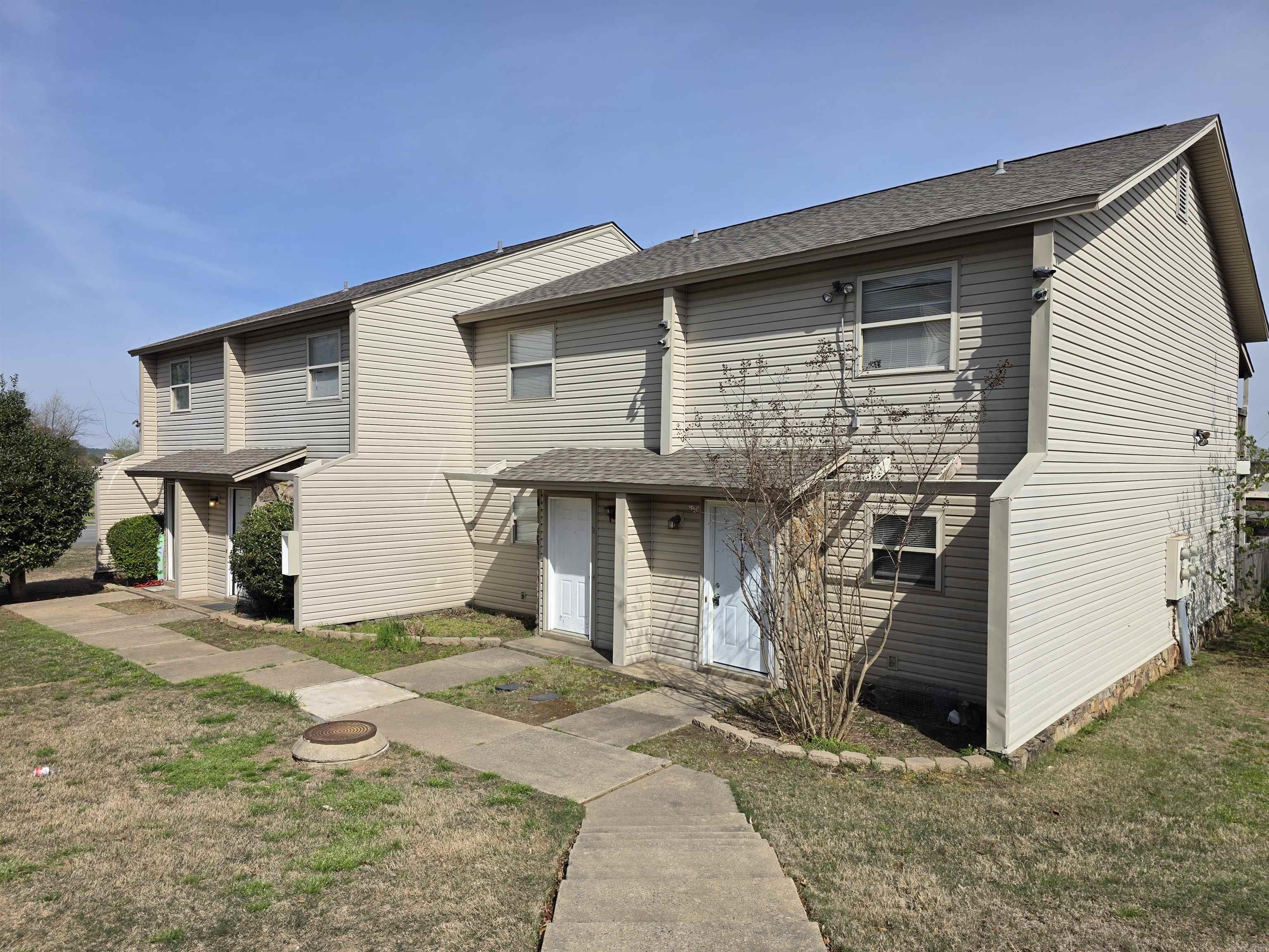 9-12 Edgehill Cove
