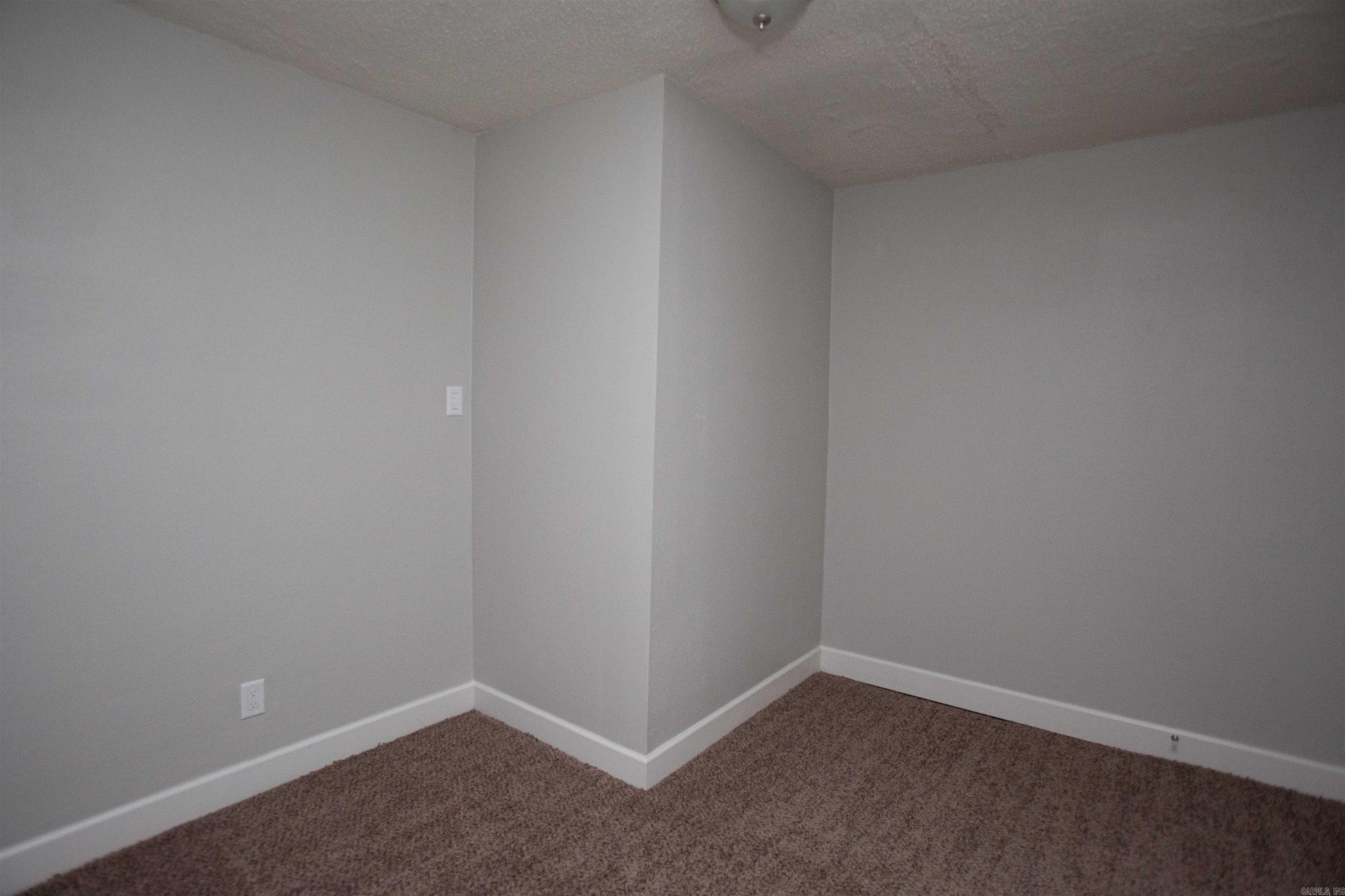 123 Saunders Drive Property Photo 7
