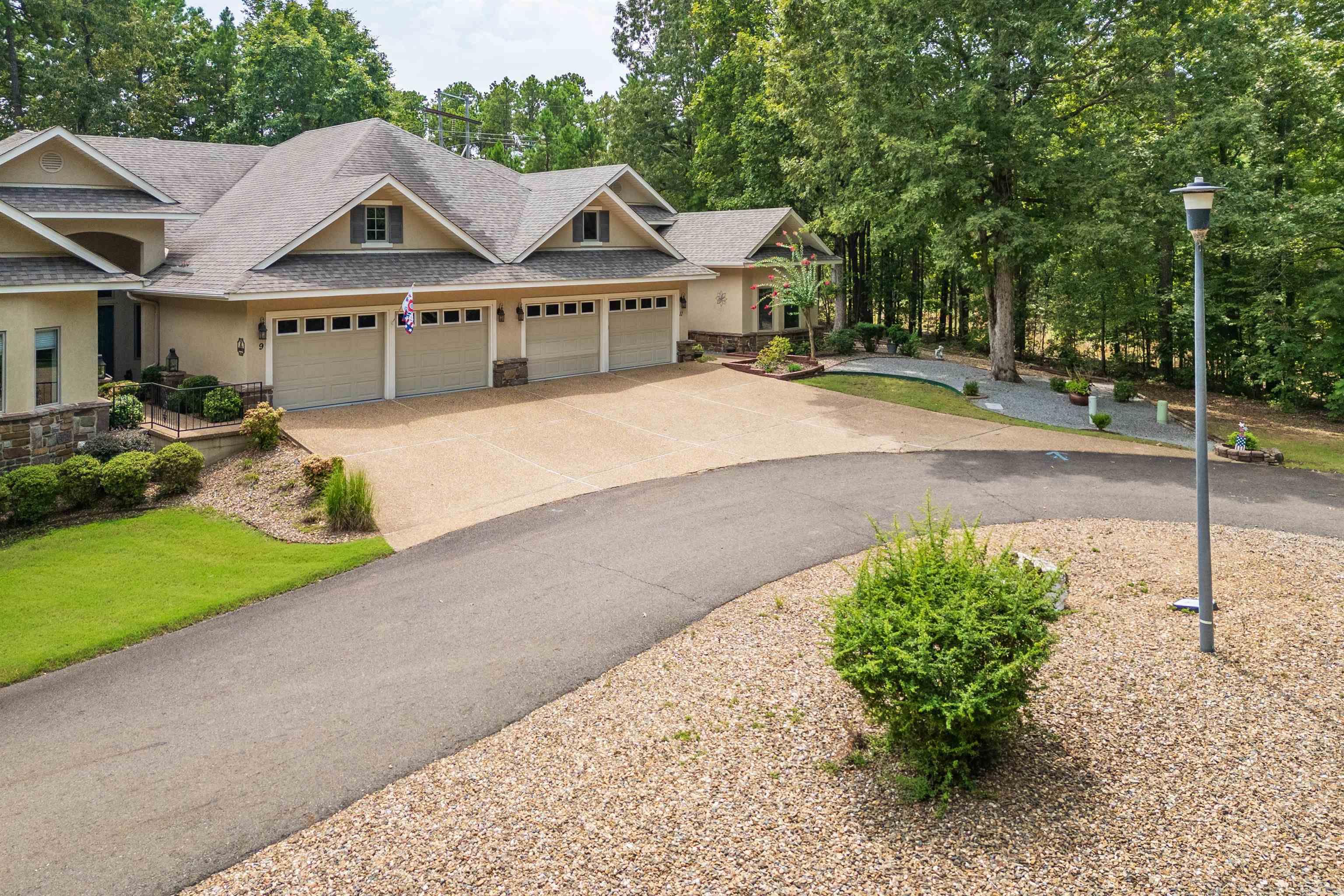 11 Divino Pl Property Photo 6