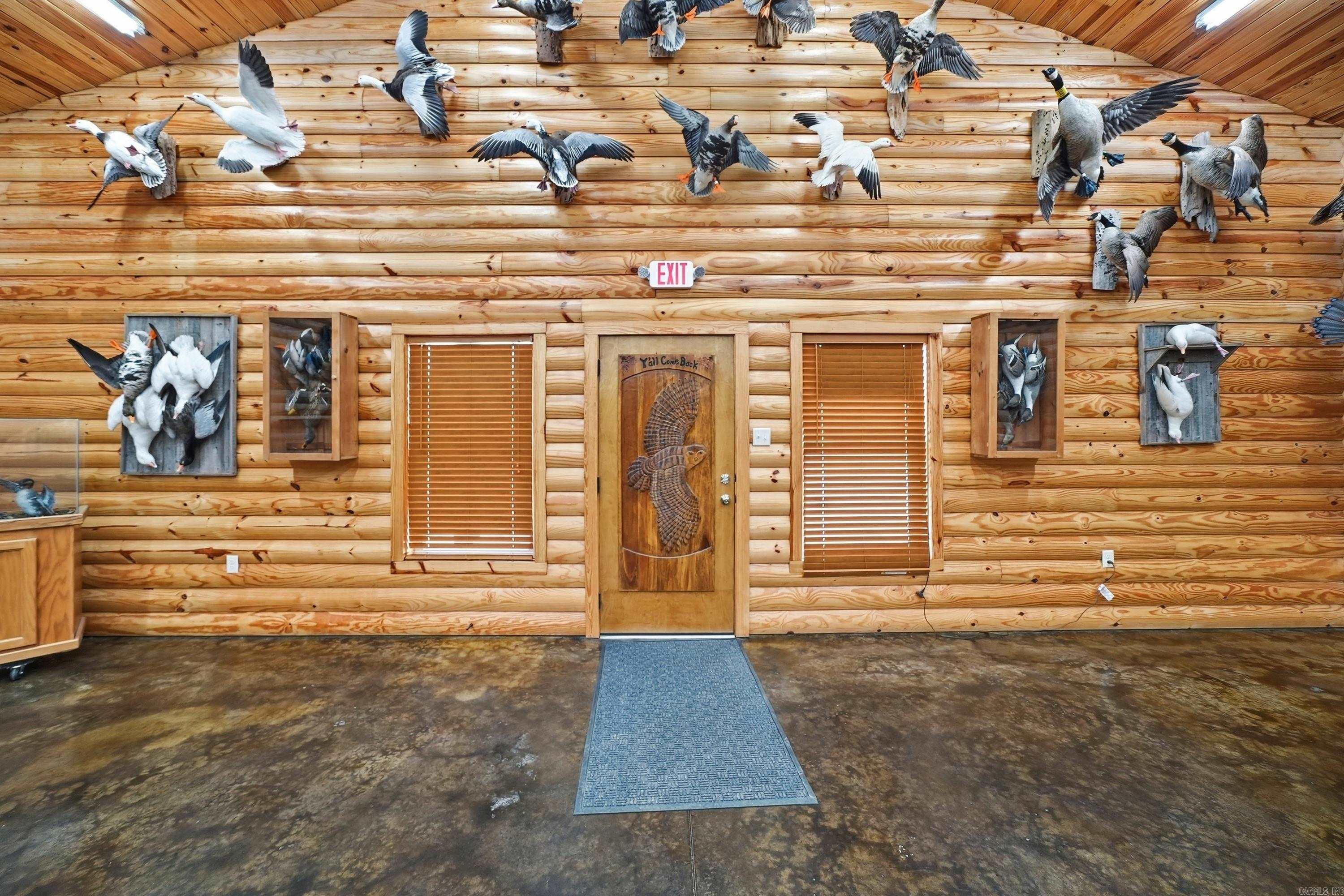 10024 Hwy 165 Property Photo 6