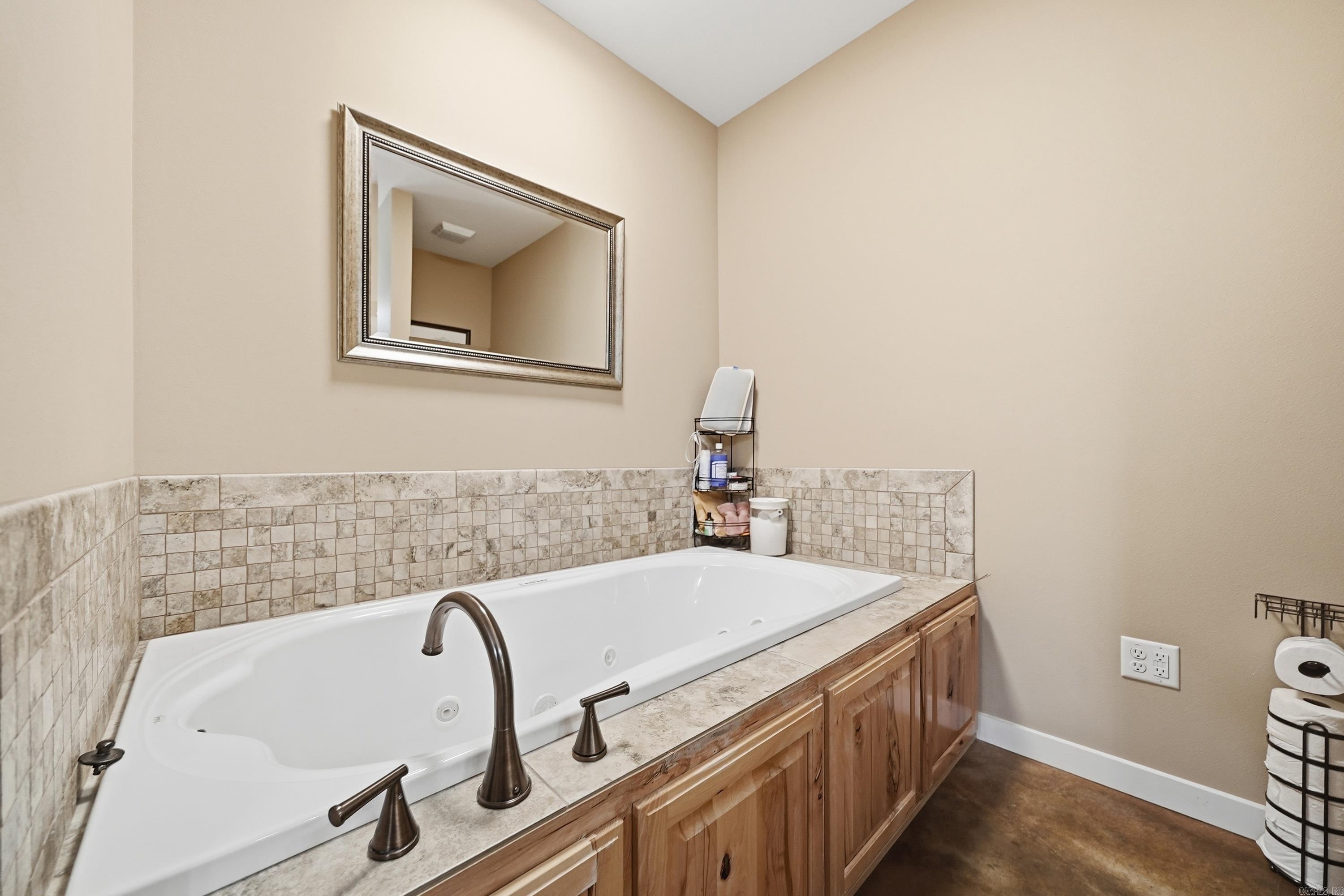 10024 Hwy 165 Property Photo 20
