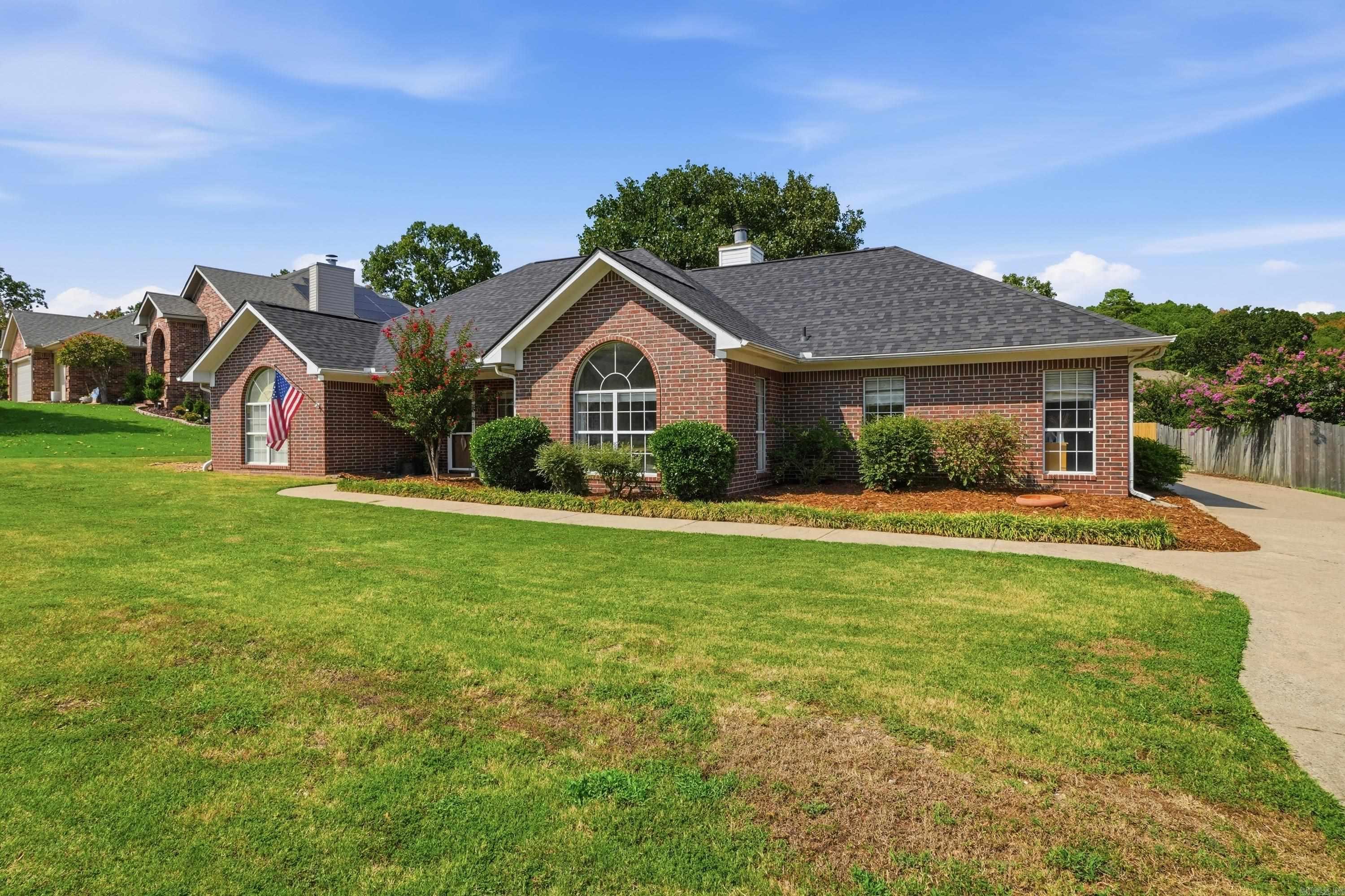 5 Cove Drive