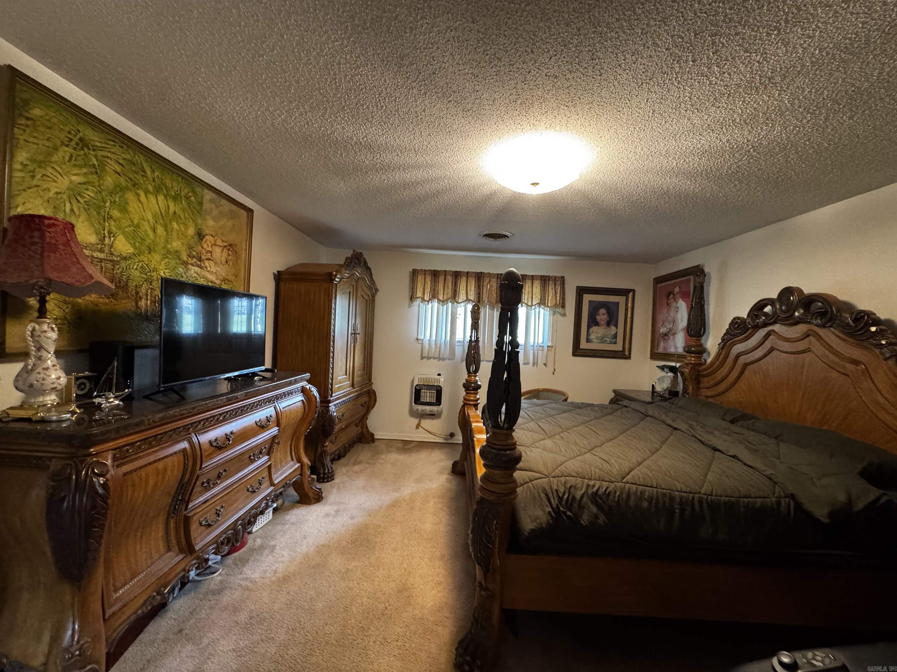 2407 E Broadway Property Photo 13