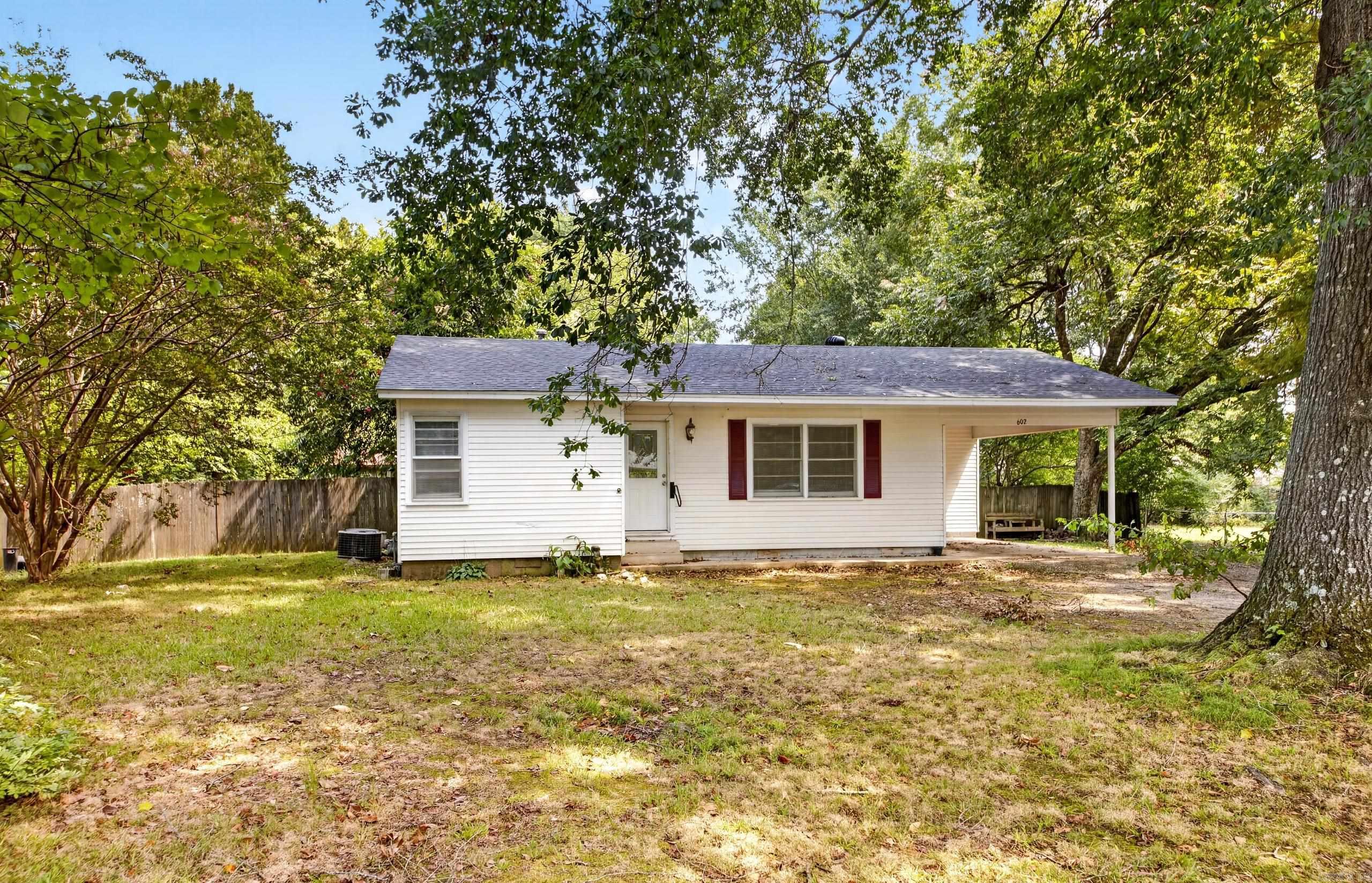 602 N Fir Property Photo 1