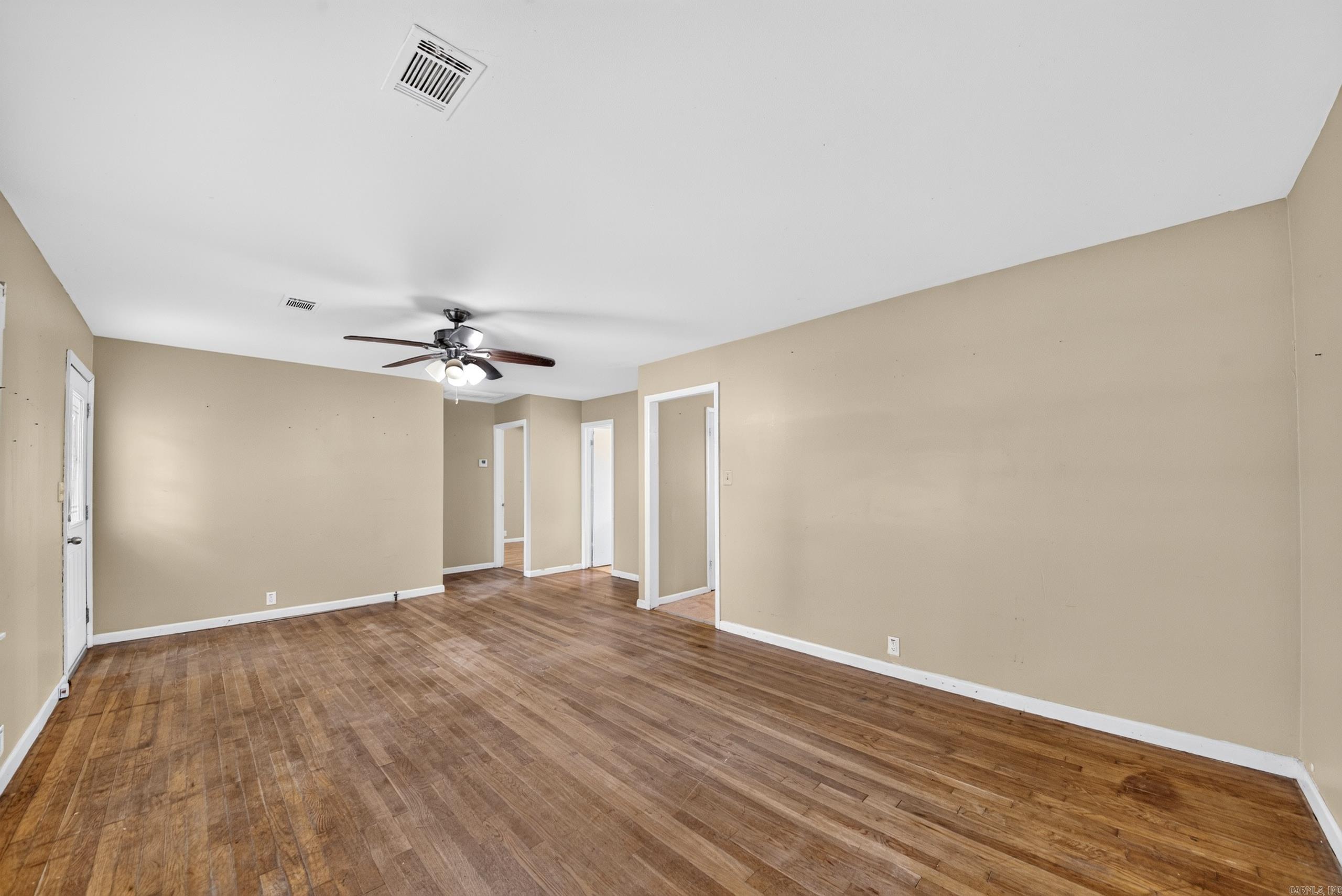 602 N Fir Property Photo 5
