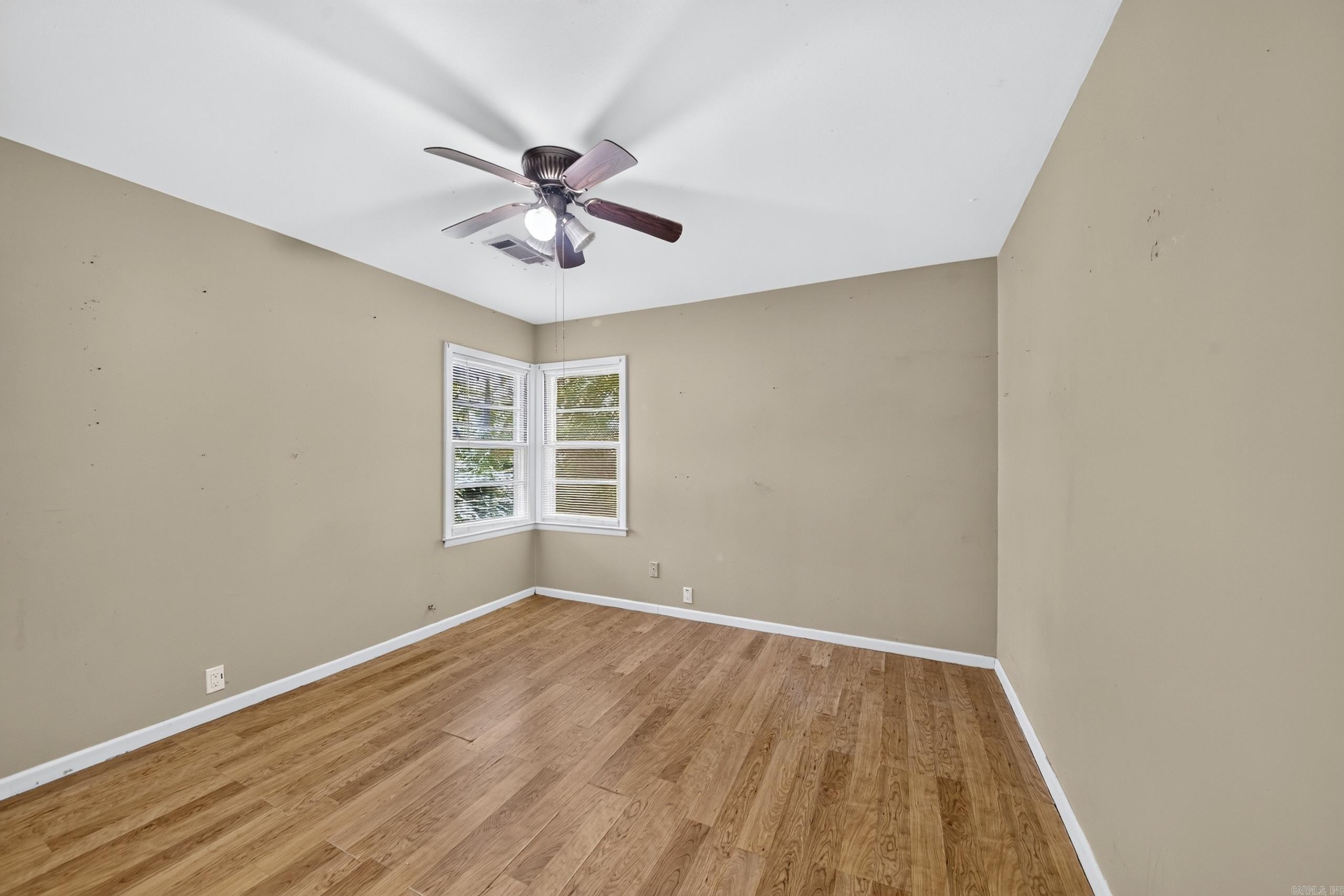 602 N Fir Property Photo 11