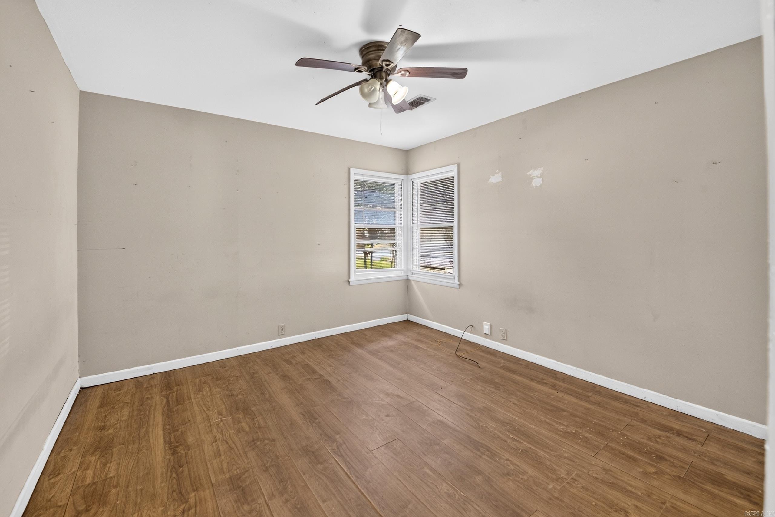 602 N Fir Property Photo 18