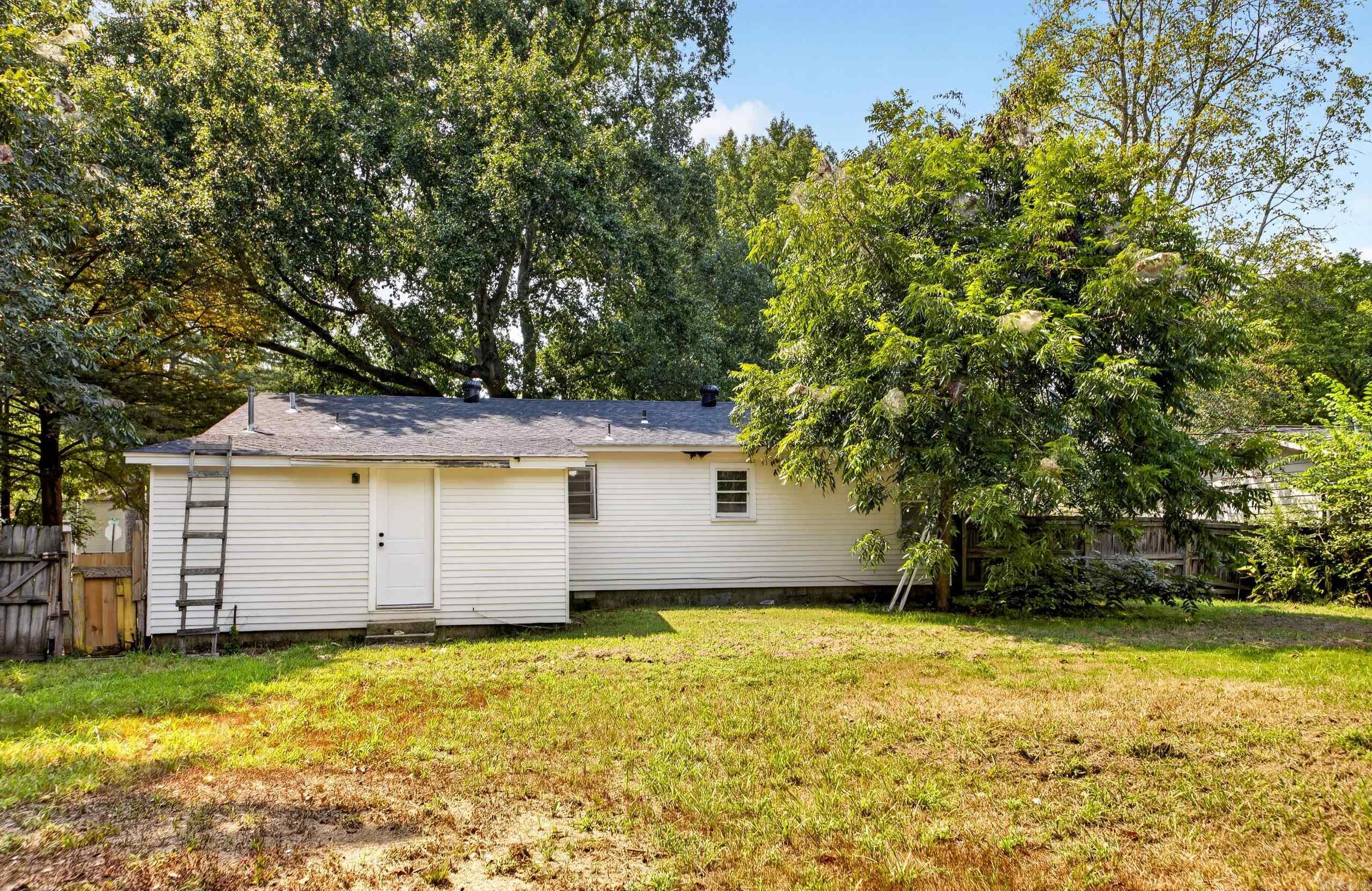 602 N Fir Property Photo 21