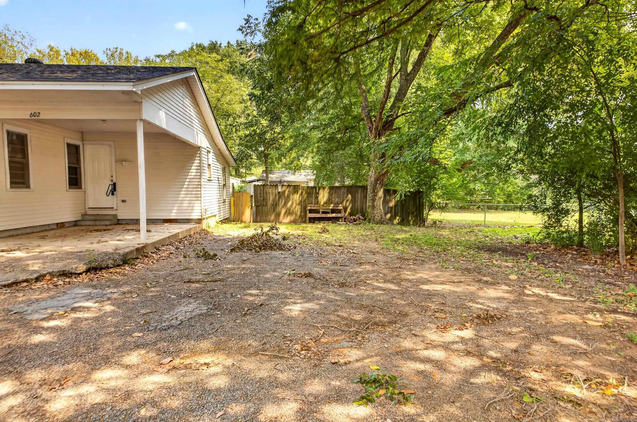 602 N Fir Property Photo 28
