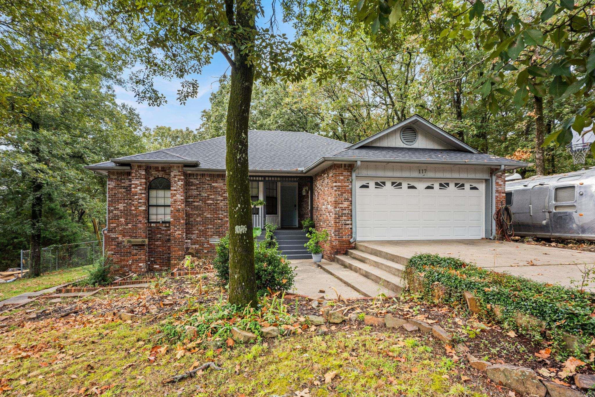 117 N Summit Drive Property Photo 4