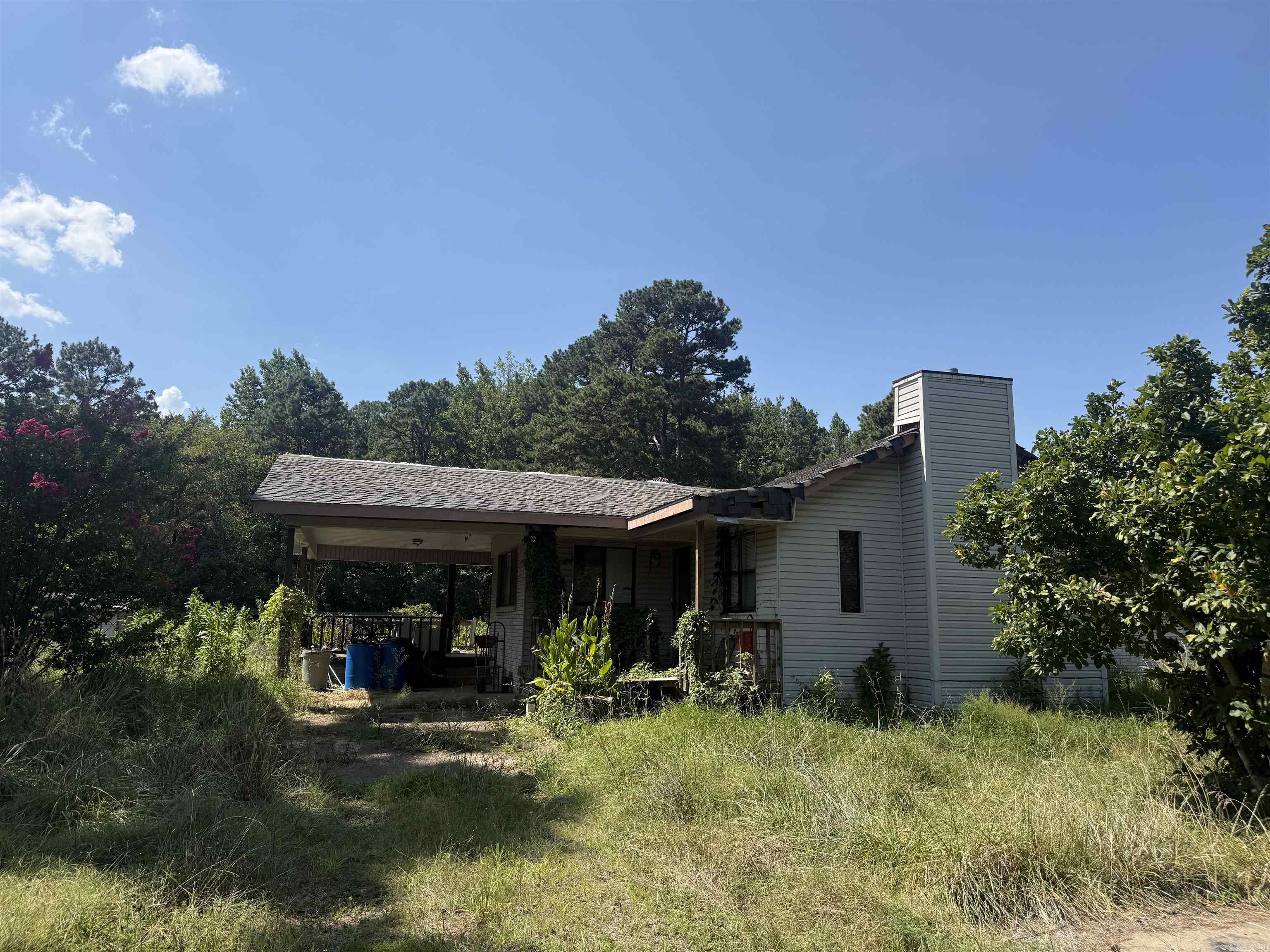 11117 Highway 92 East Property Photo 1