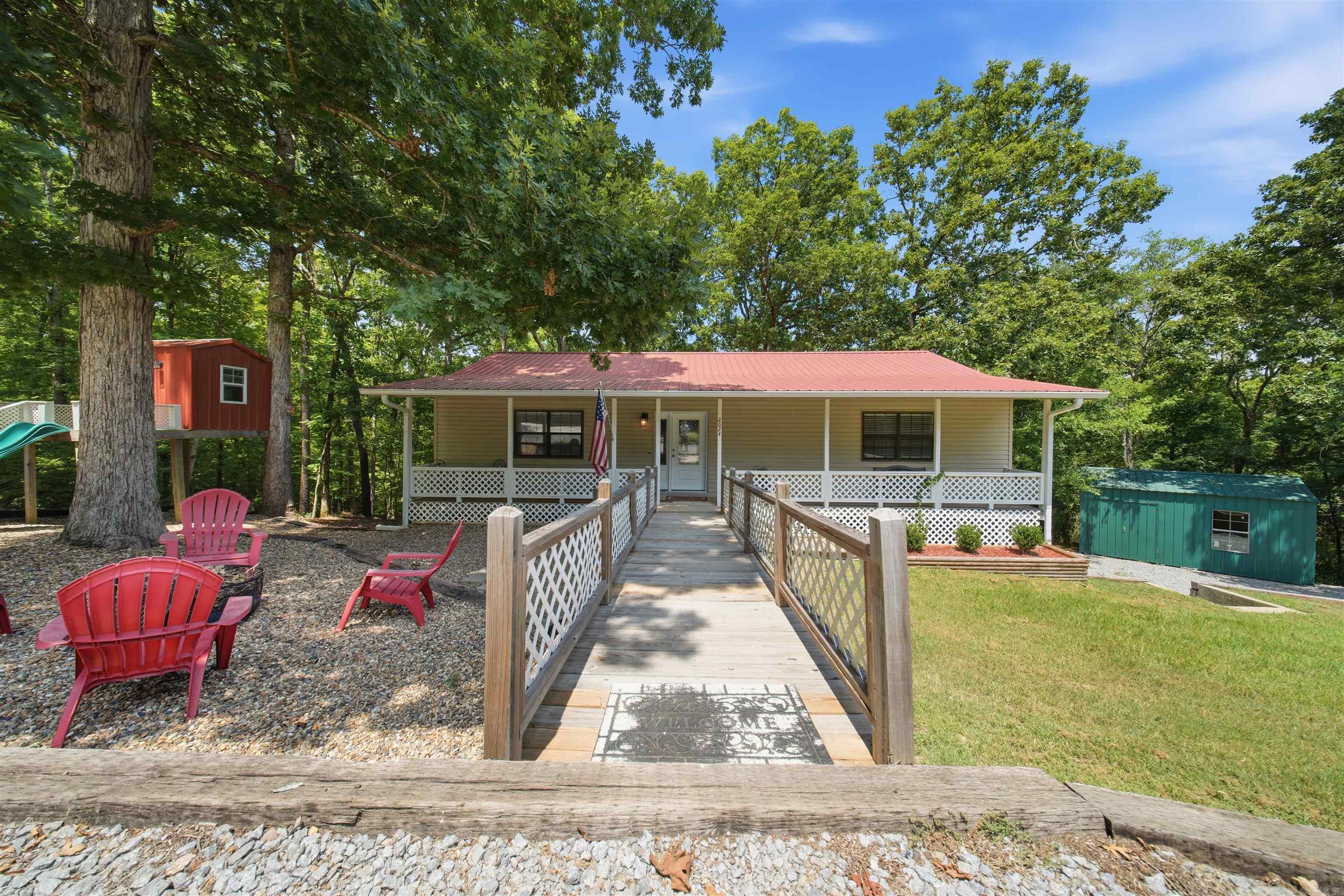 2624 White Tail St Property Photo 13