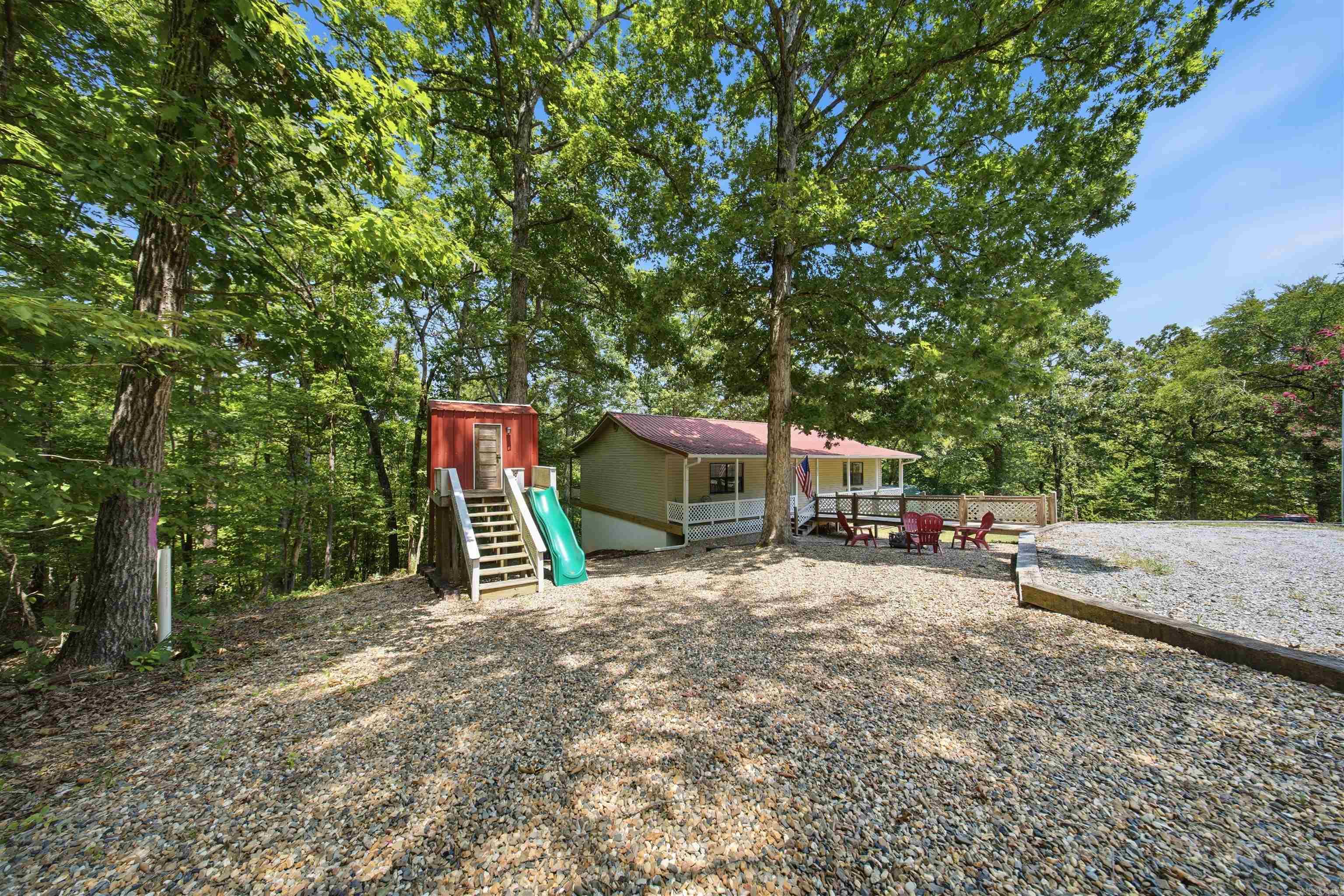 2624 White Tail St Property Photo 14