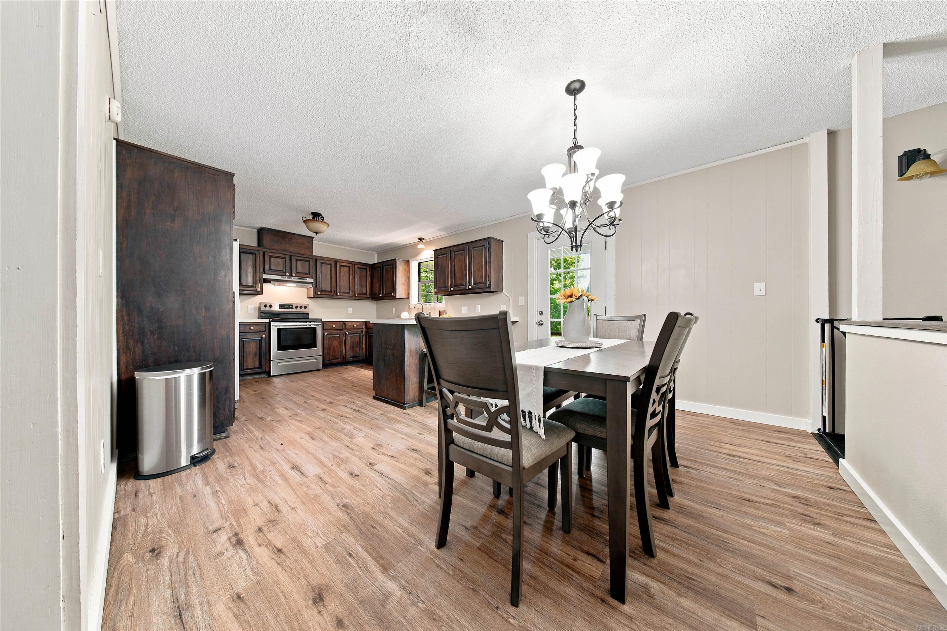 2624 White Tail St Property Photo 22