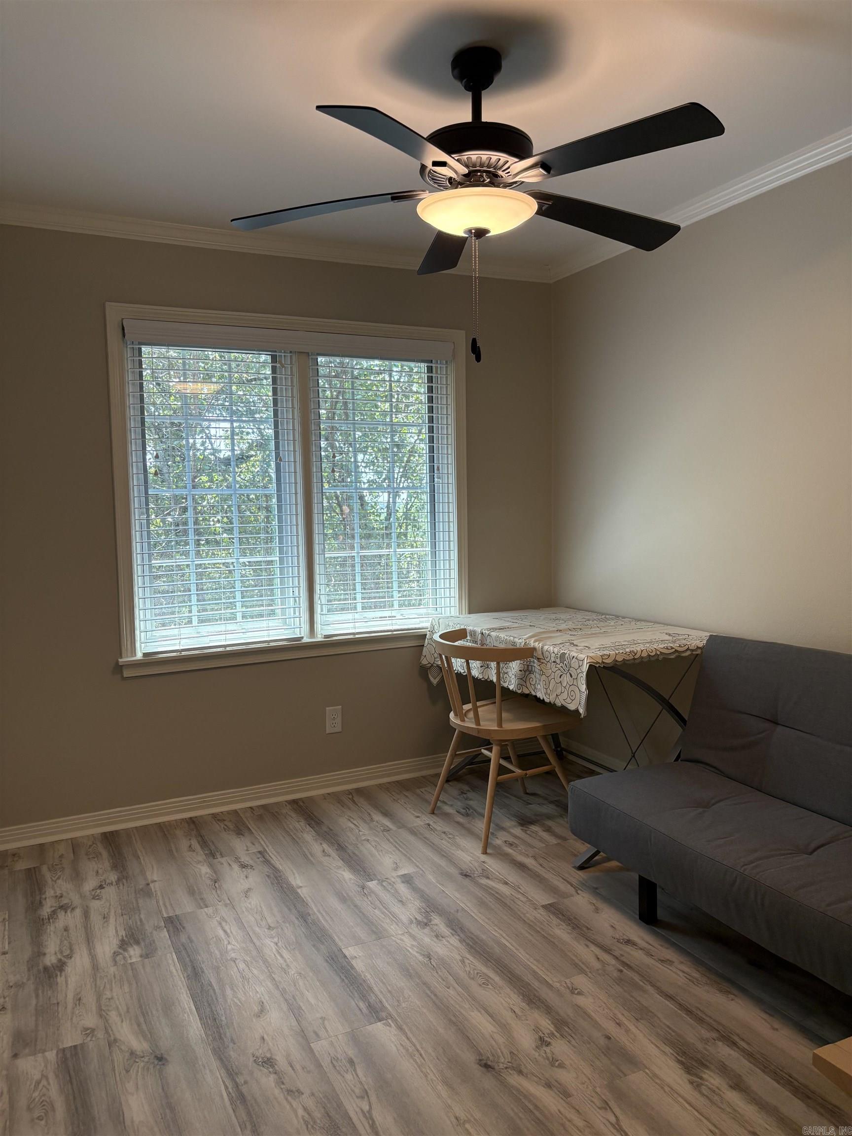 305 Cambridge Place Drive Property Photo 15