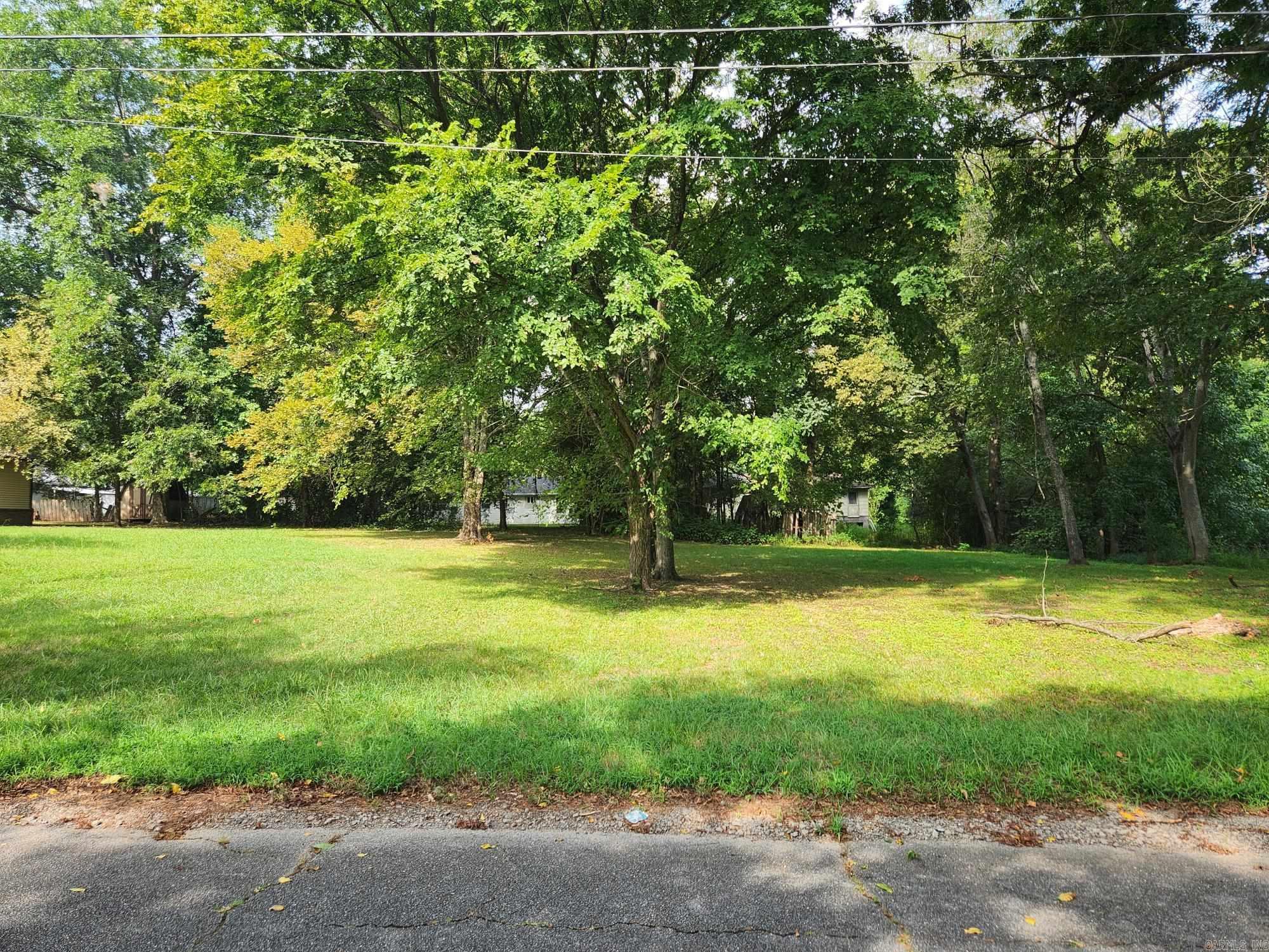 409 Main Property Photo 1