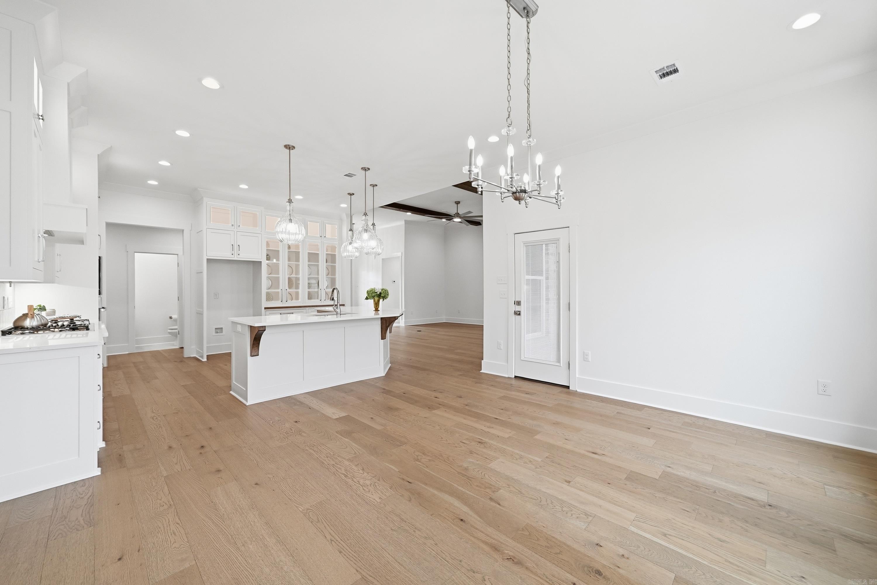 1645 Nantucket Property Photo 12