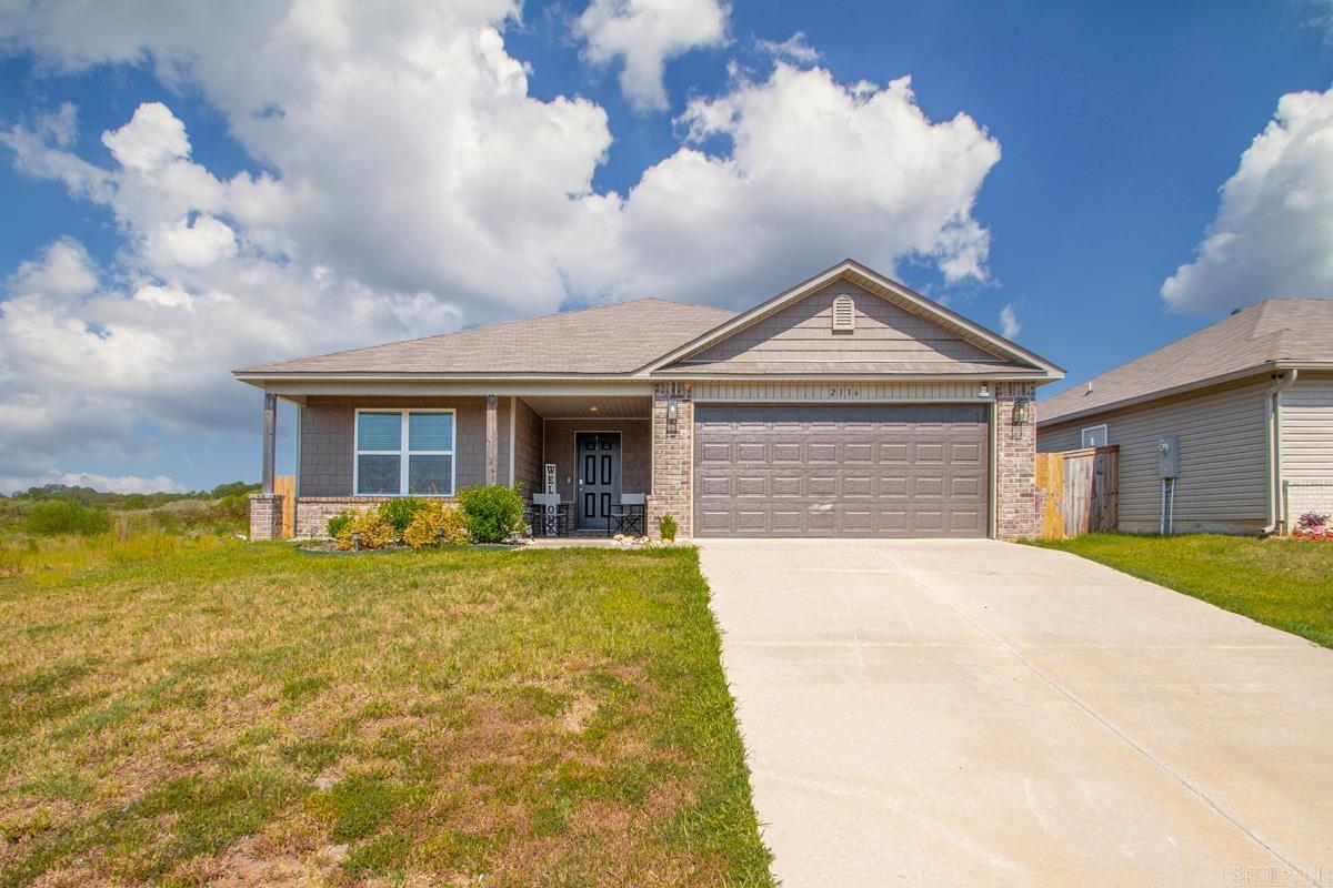 2136 Dandelion Drive Property Photo 1