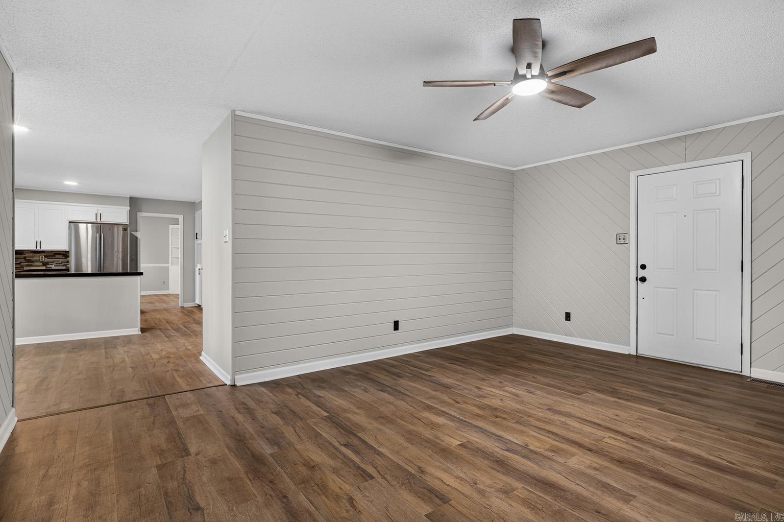 86 Bame Cir Property Photo 19