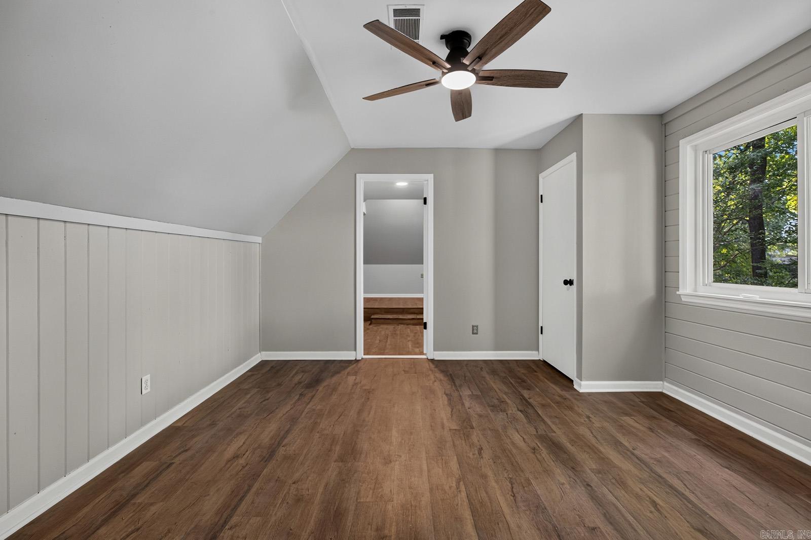 86 Bame Cir Property Photo 26